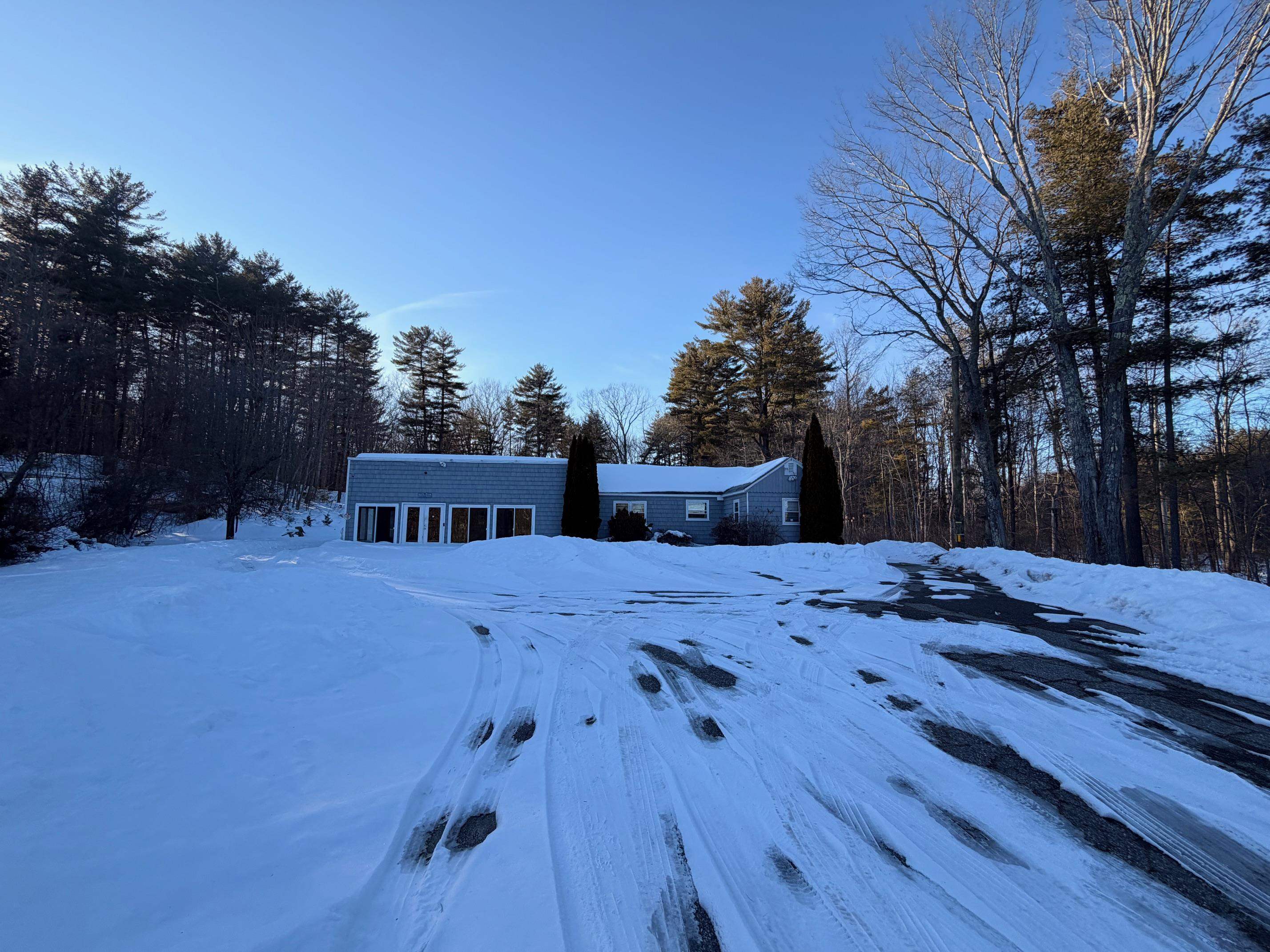 90 Lafayette Rd, North Hampton, NH 03862