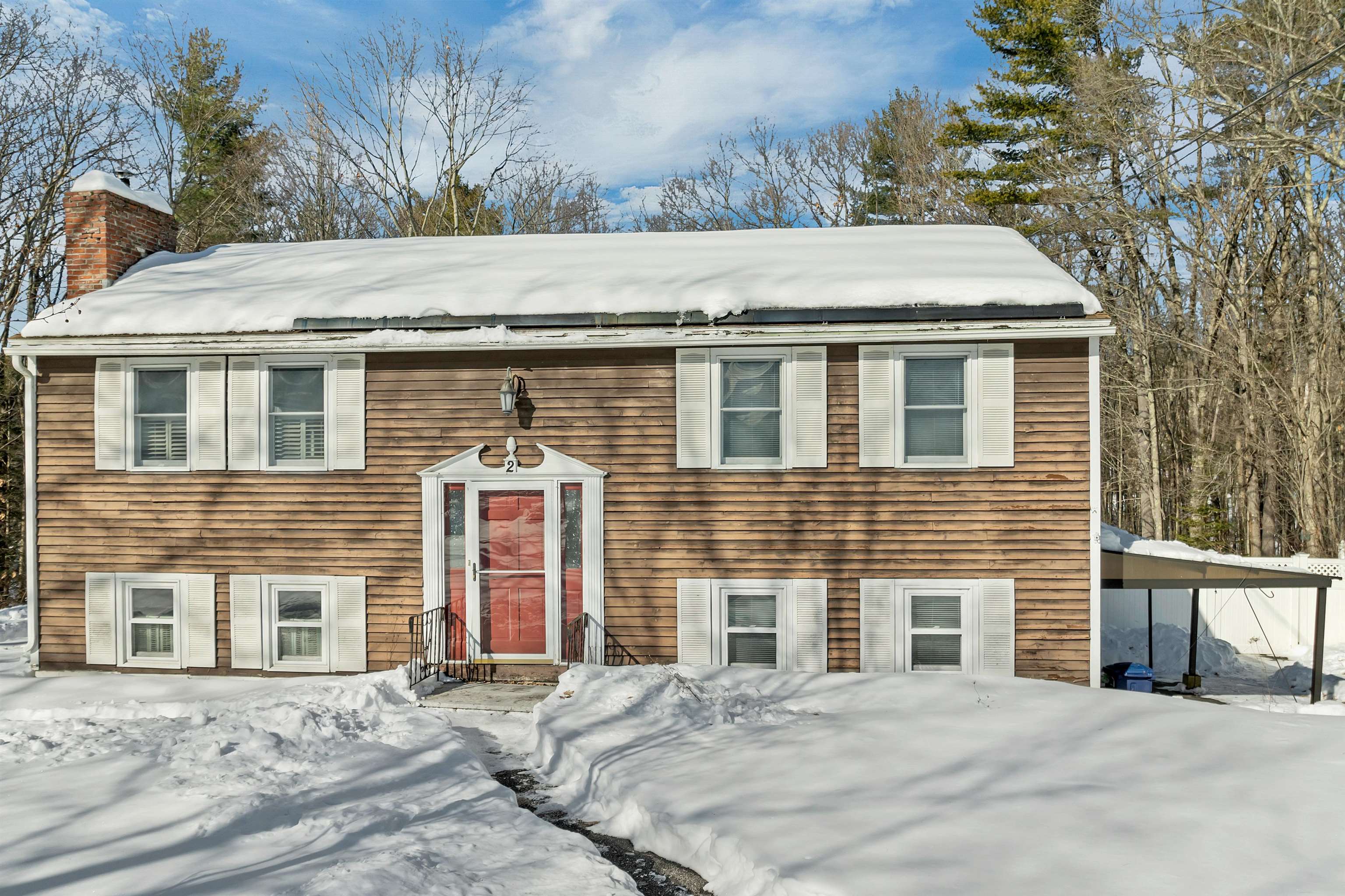 2 Birch Drive, Newmarket, NH 03857