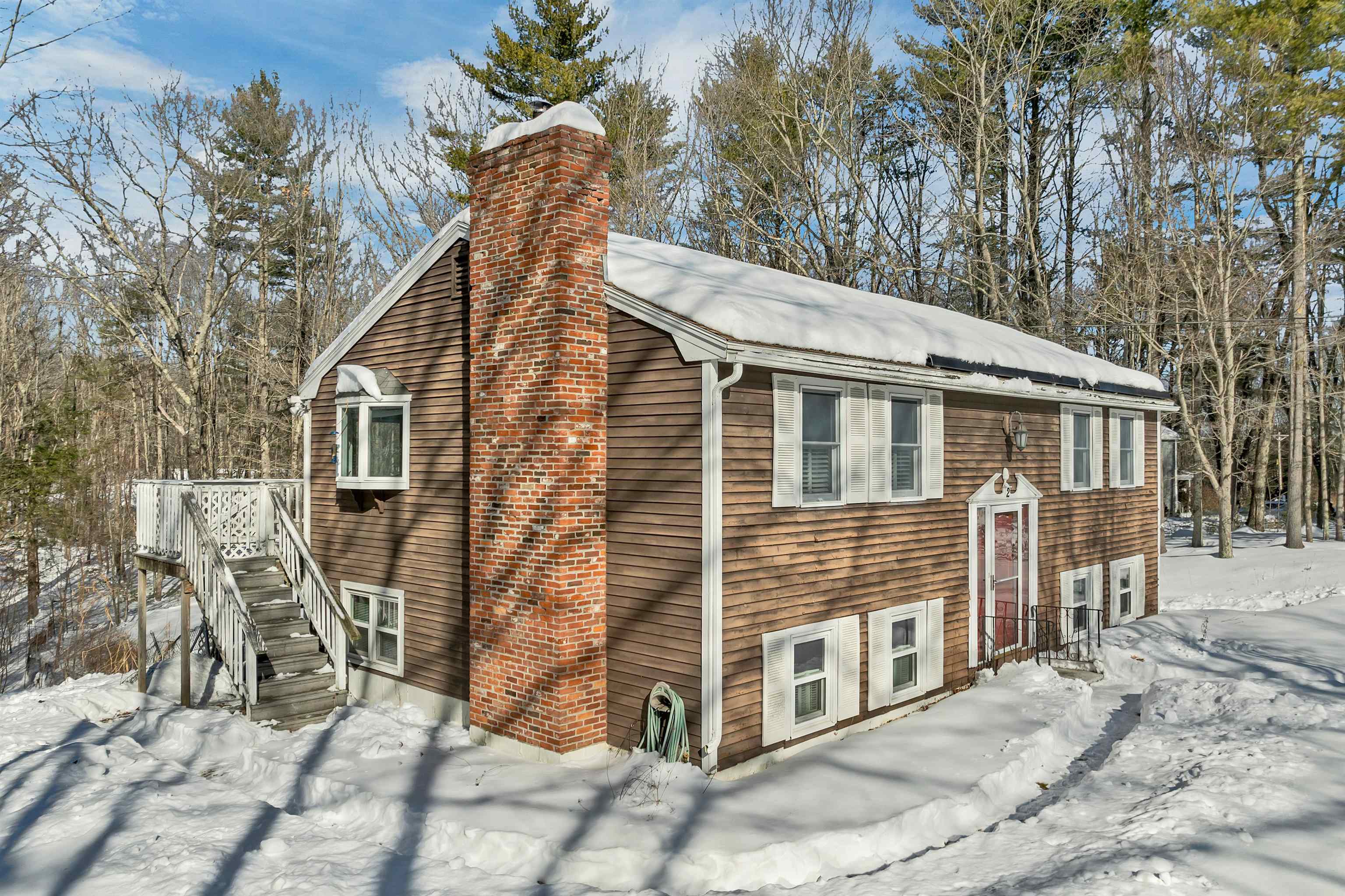 2 Birch Dr, Newmarket, NH 03857