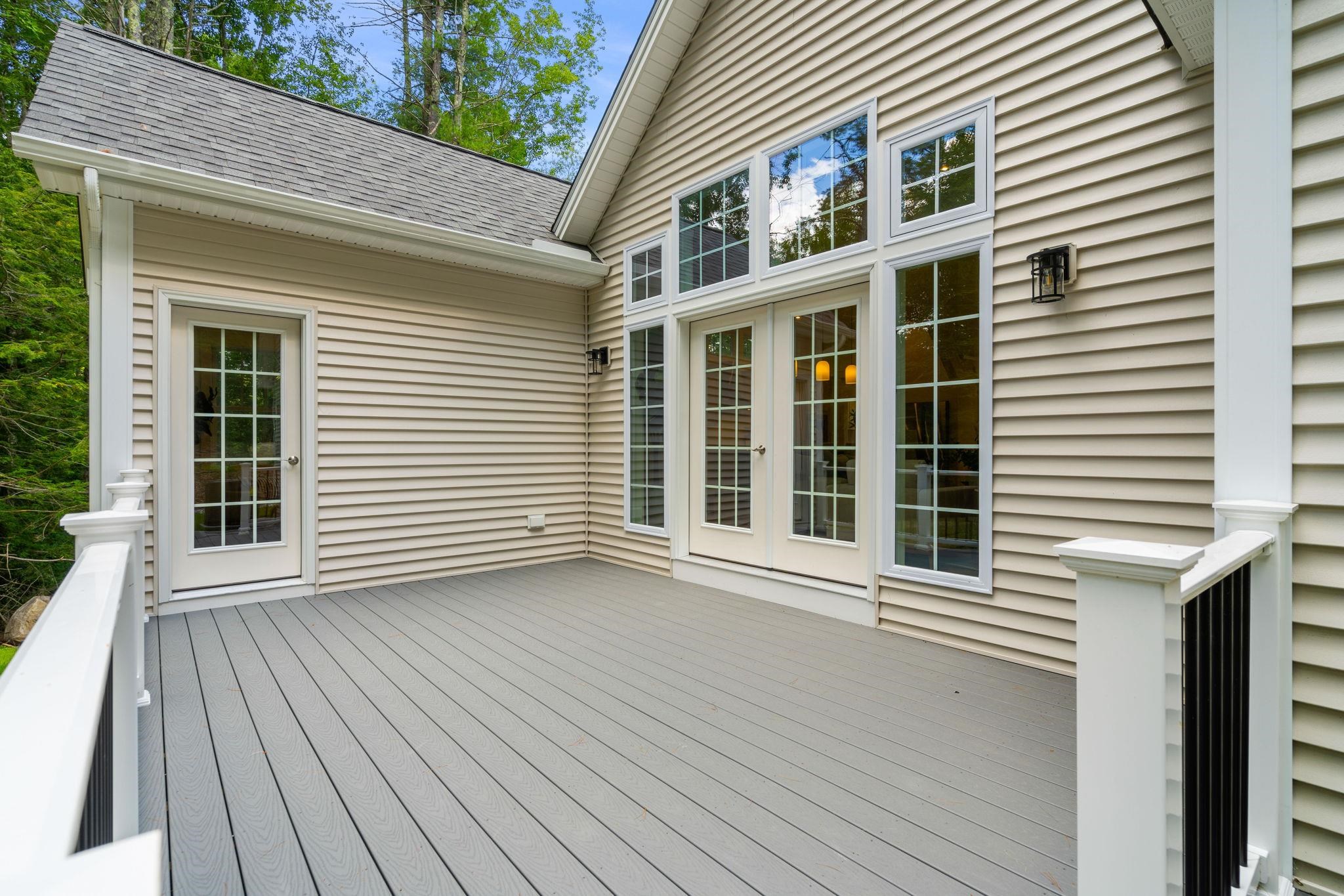 65 Jenkins Rd, Bedford, NH 03110