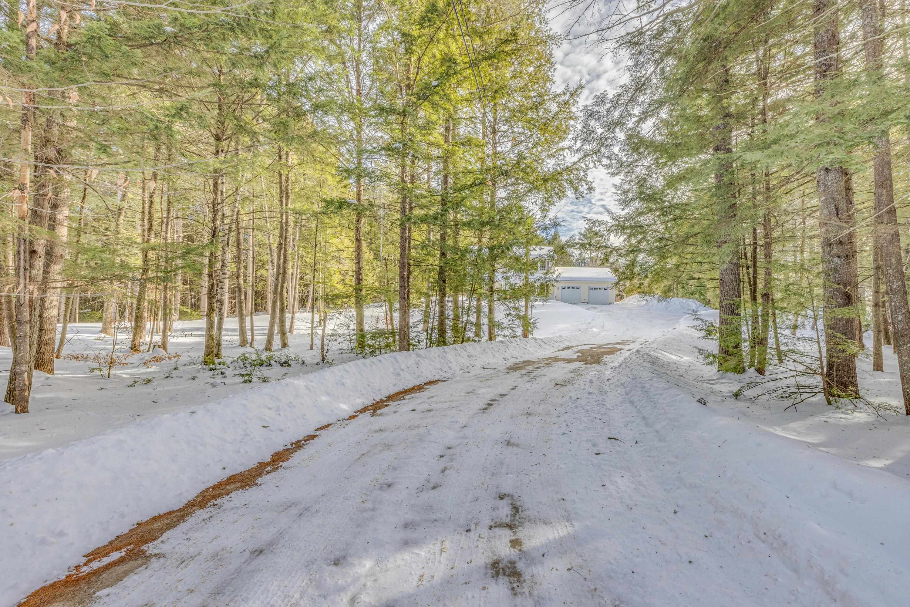 82 Jenness Hill Rd, Bristol, NH 03222