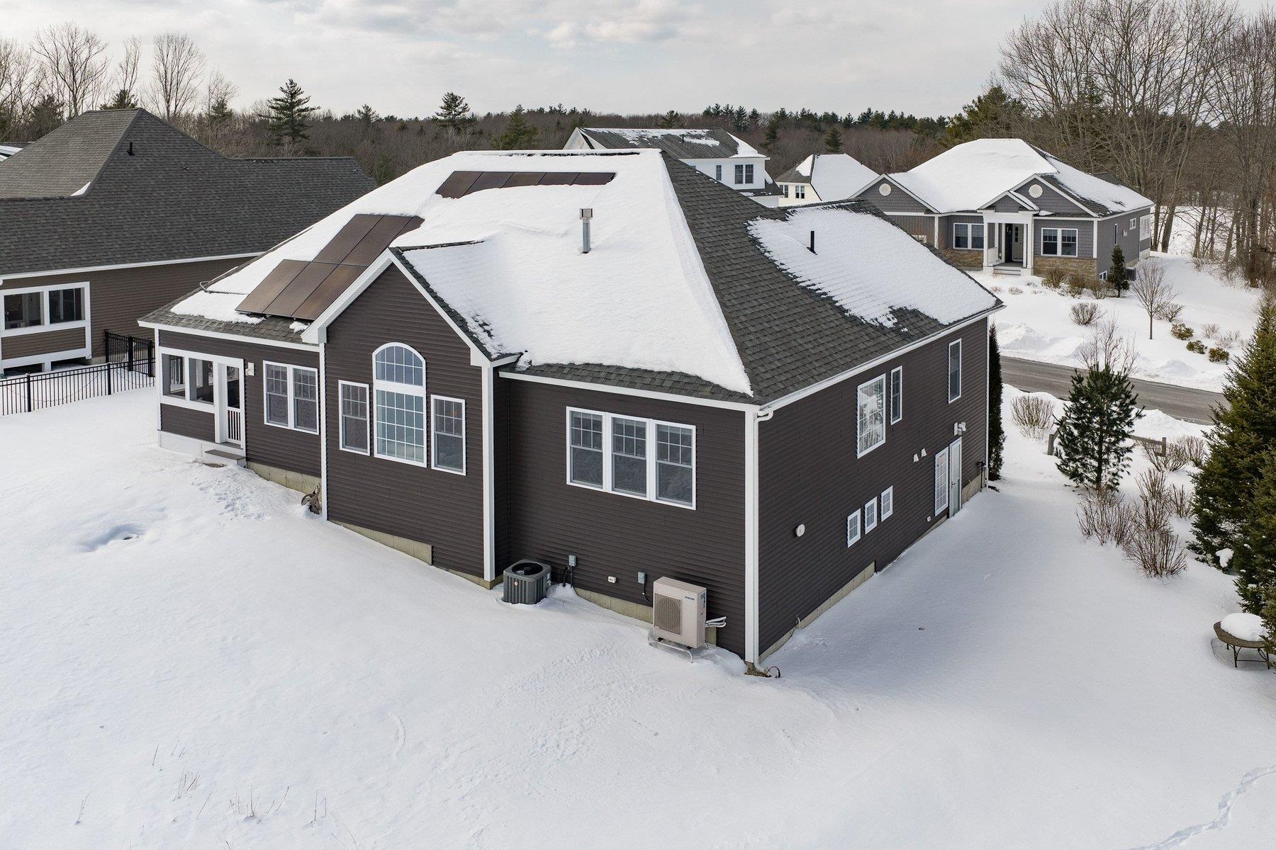 6 Hayden Dr, Dover, NH 03820