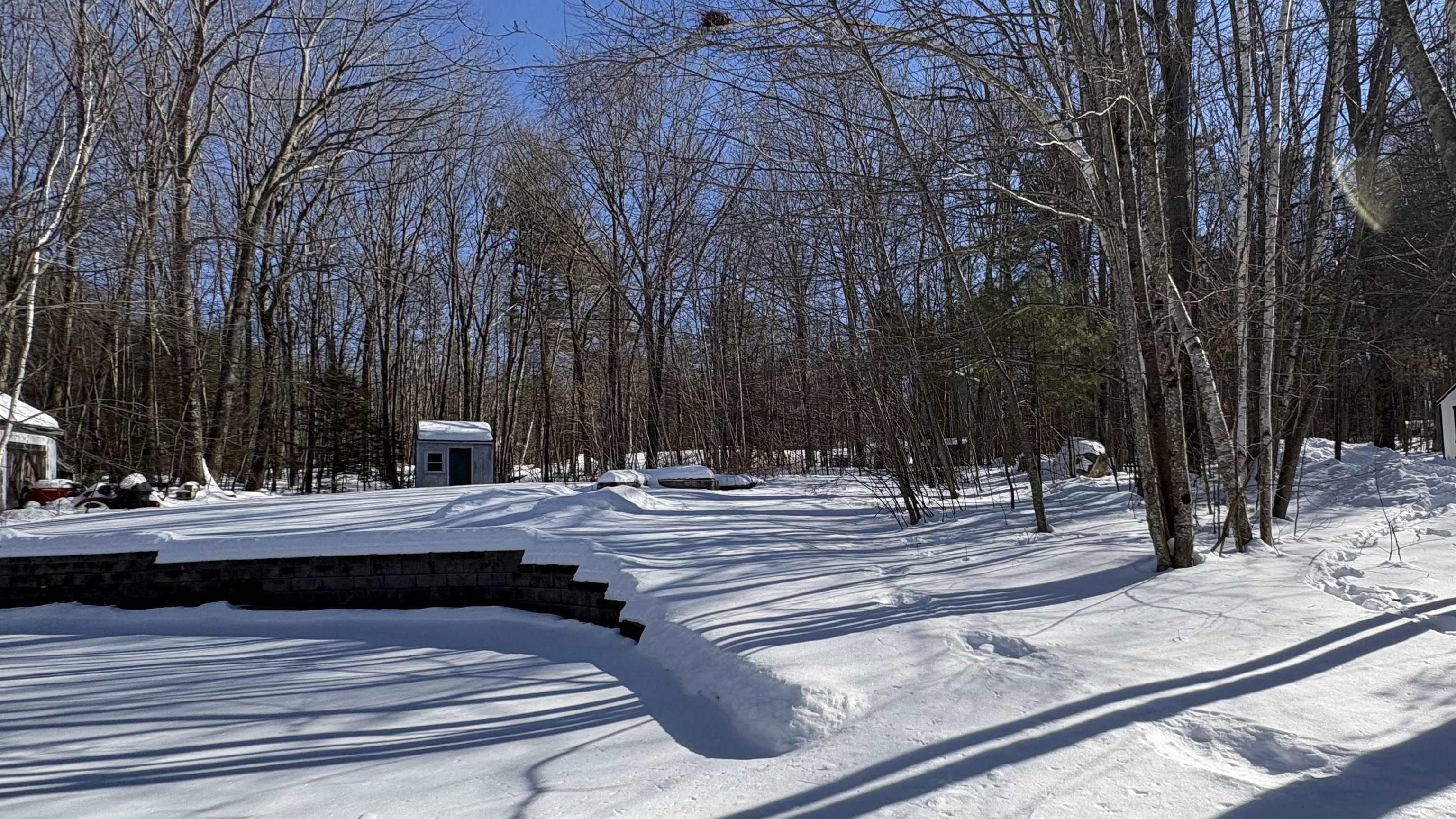 245 Beacon Hill Rd, Pembroke, NH 03275