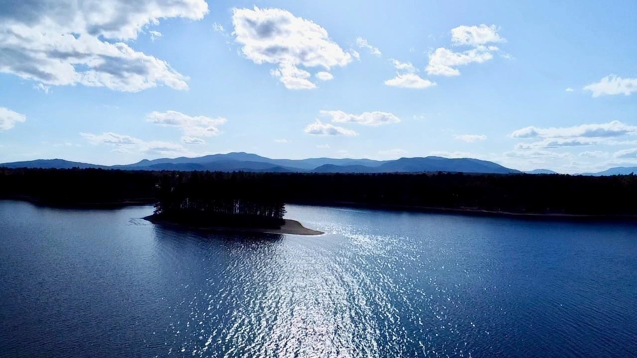 112 N Broad Bay Rd, Freedom, NH 03836