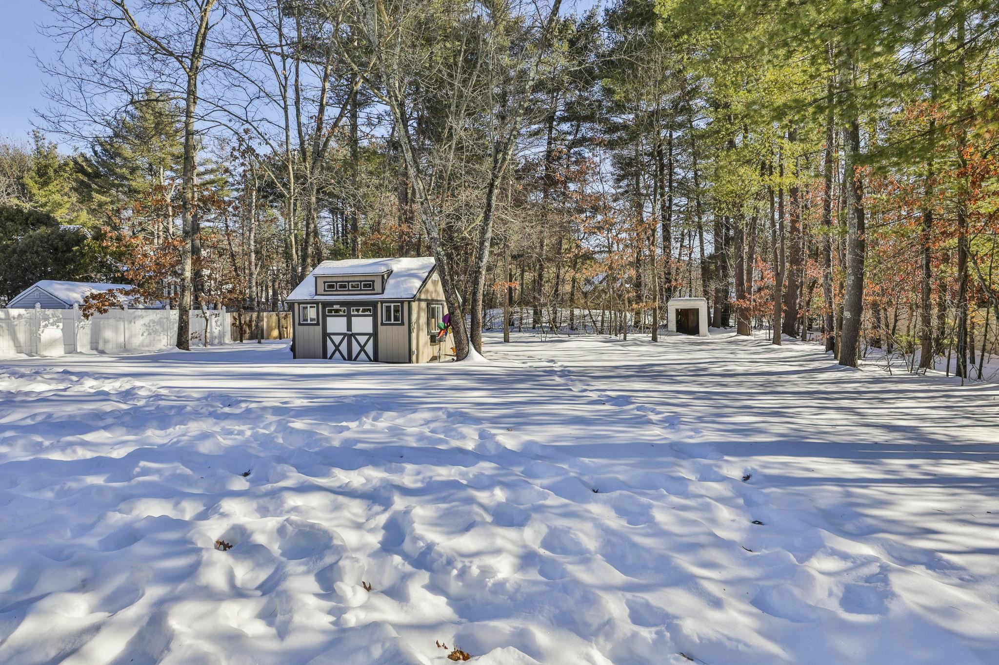 668 West Hollis St, Nashua, NH 03062