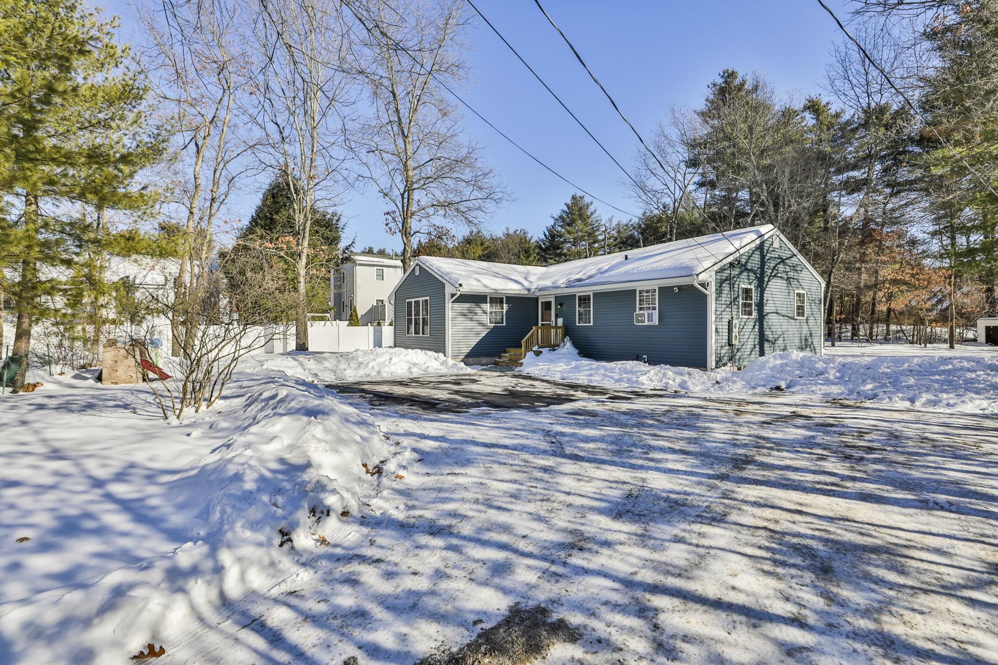 668 West Hollis St, Nashua, NH 03062