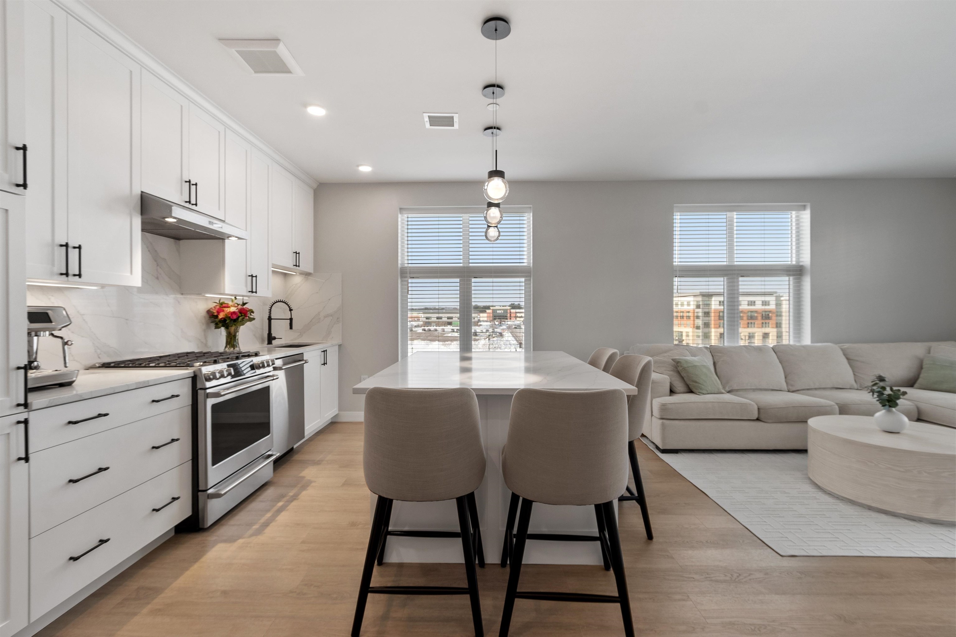 18 Artisan Dr #401, Salem, NH 03079-5034