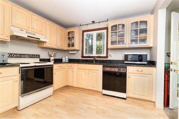 415 Pickering St, Manchester, NH 03104