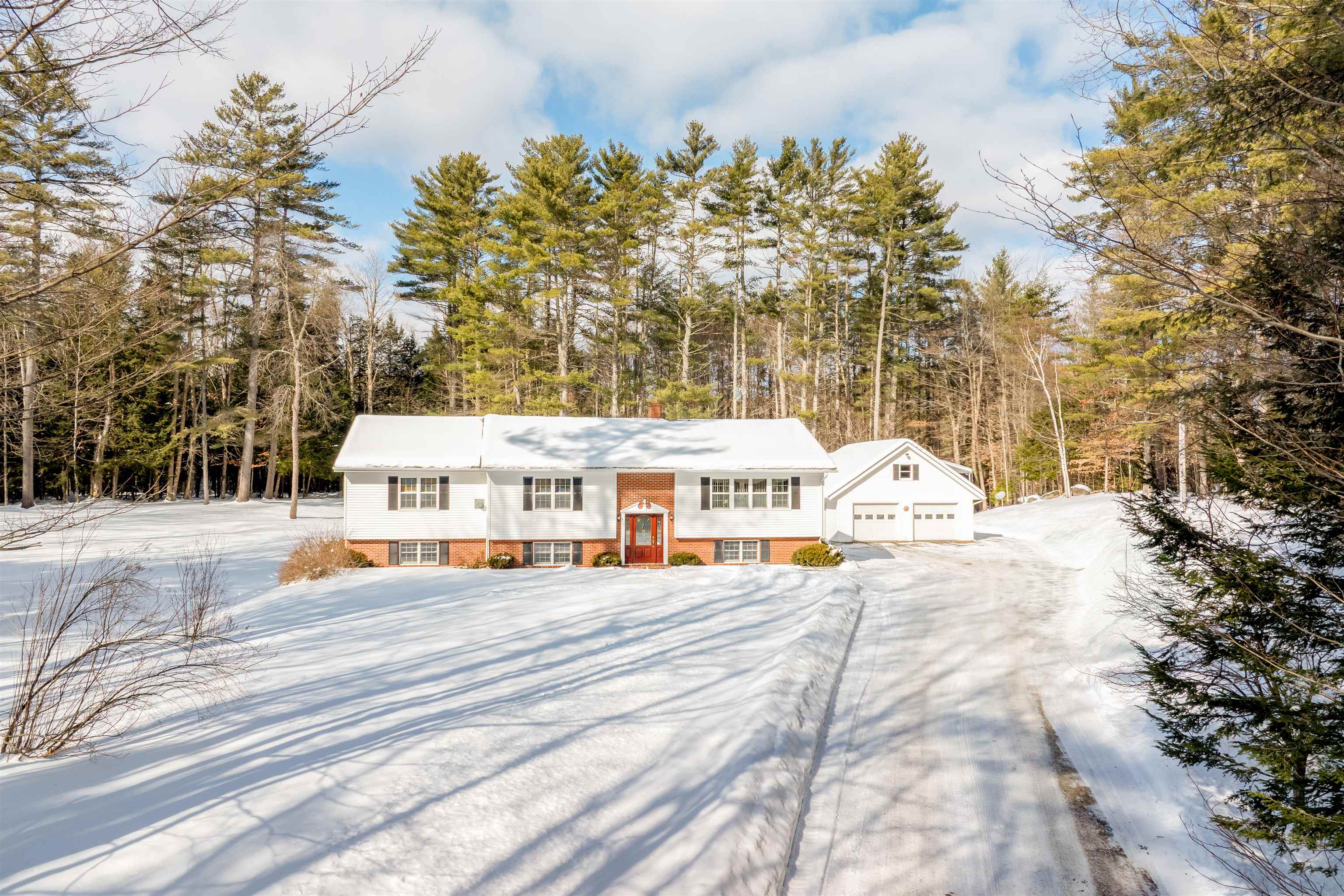 709 Unity Springs Rd, Unity, NH 03773