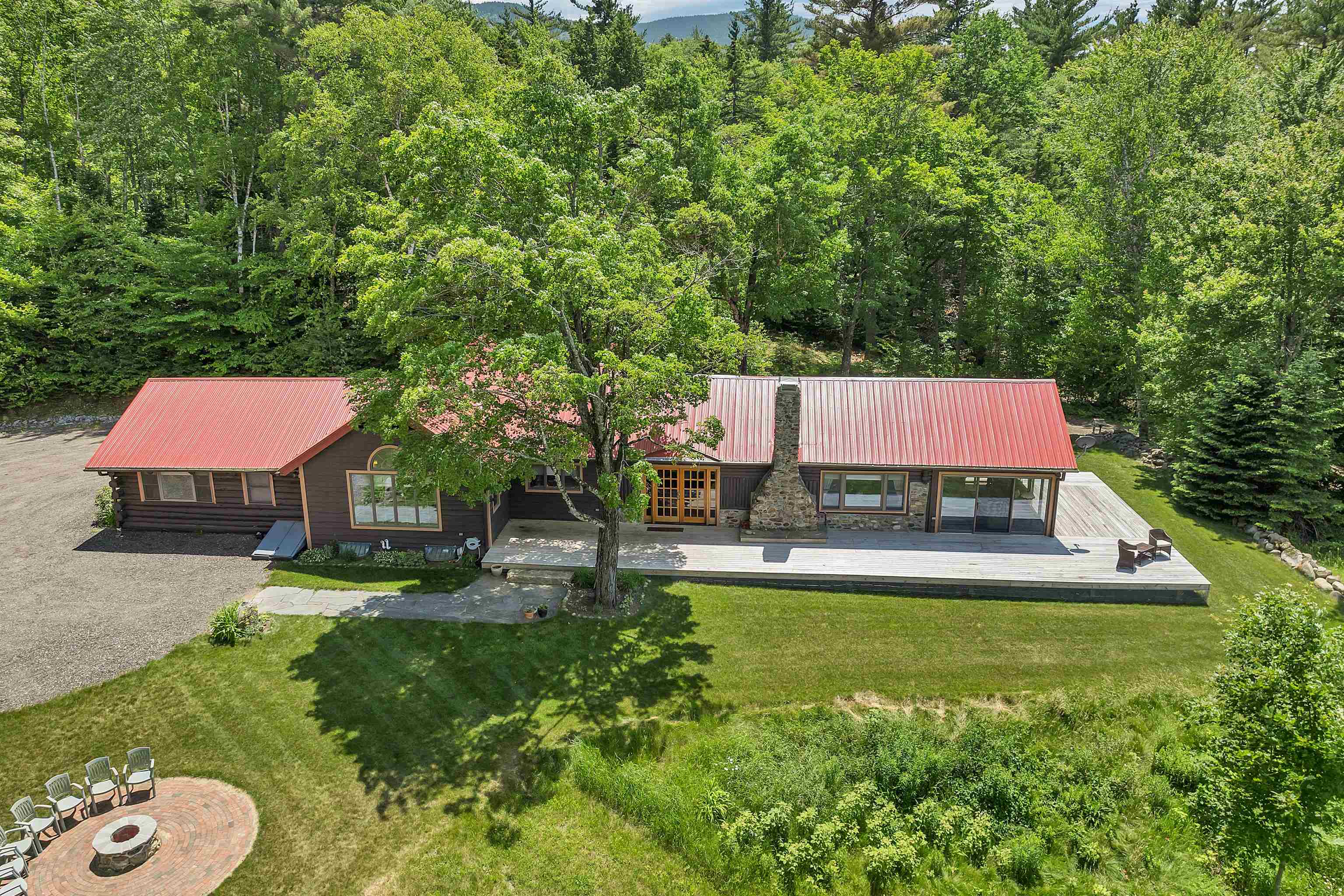 83 Towle Rd, Jackson, NH 03846