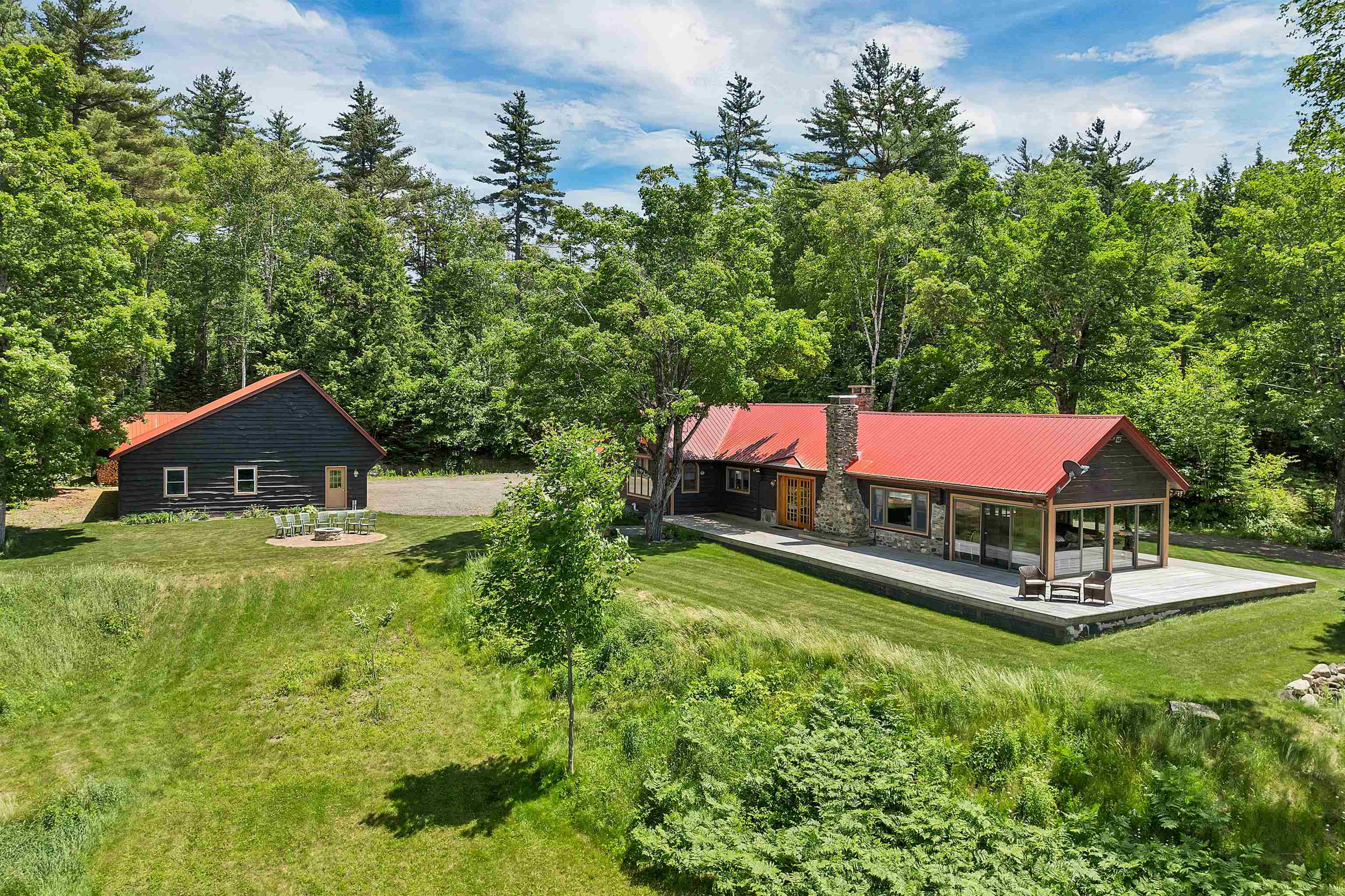 83 Towle Rd, Jackson, NH 03846
