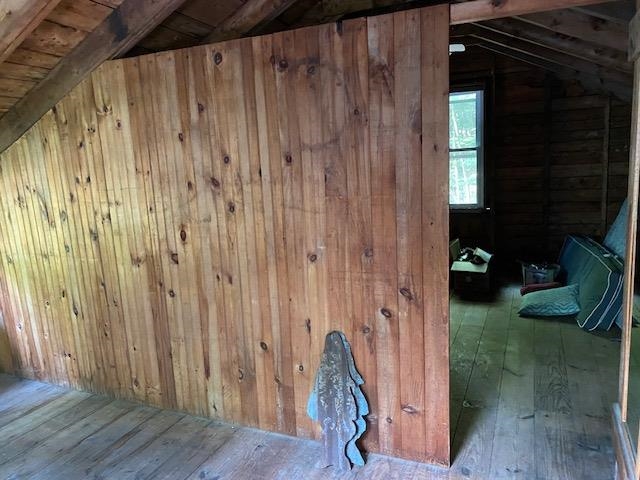 Wood Floors 24691584