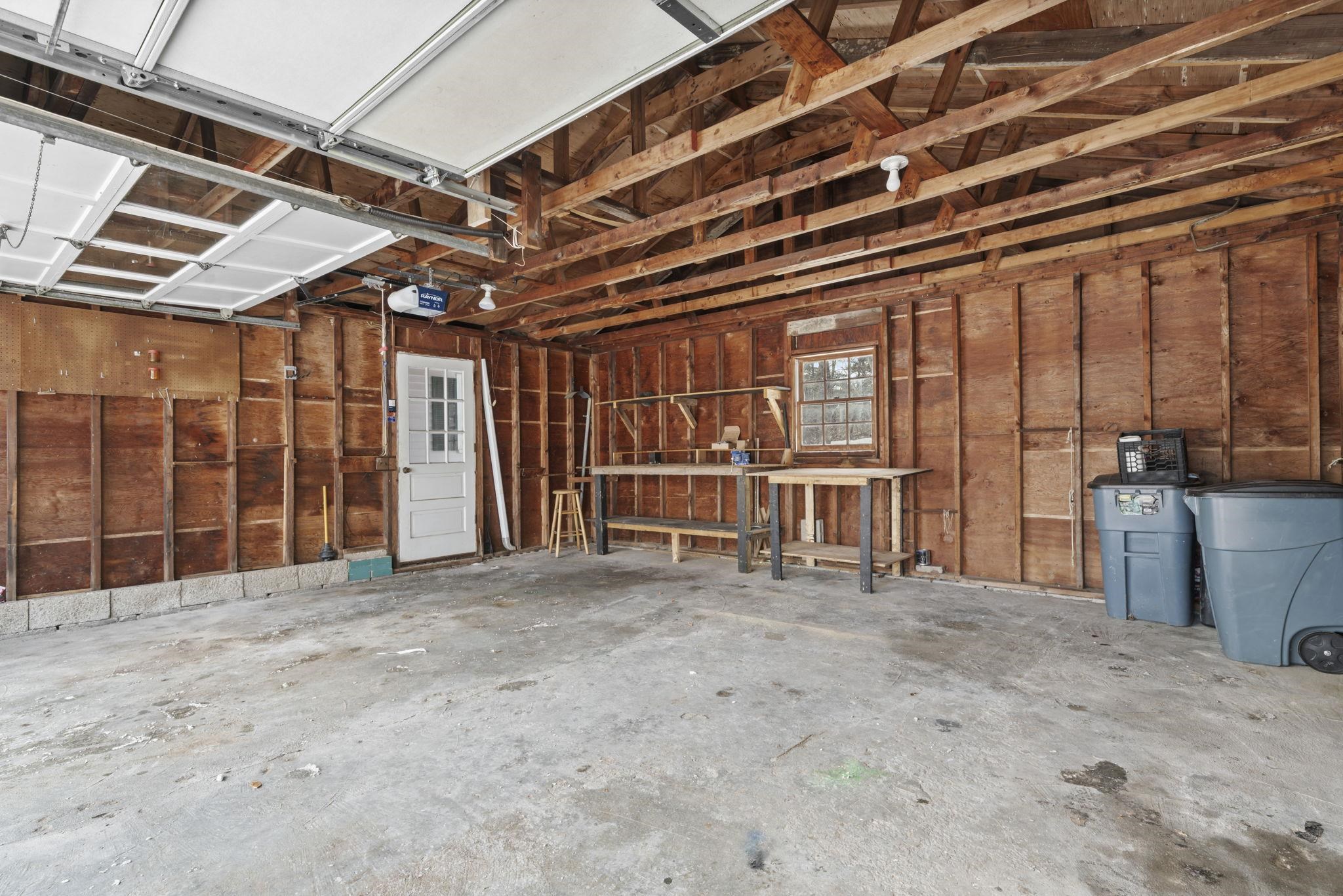 27 Webb Rd, Peterborough, NH 03458