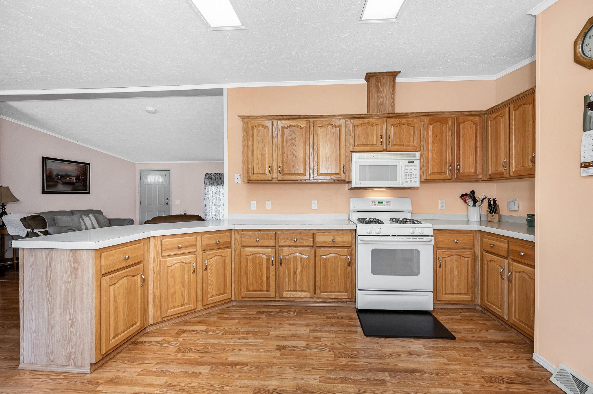 18 Winter St, Salem, NH 03079