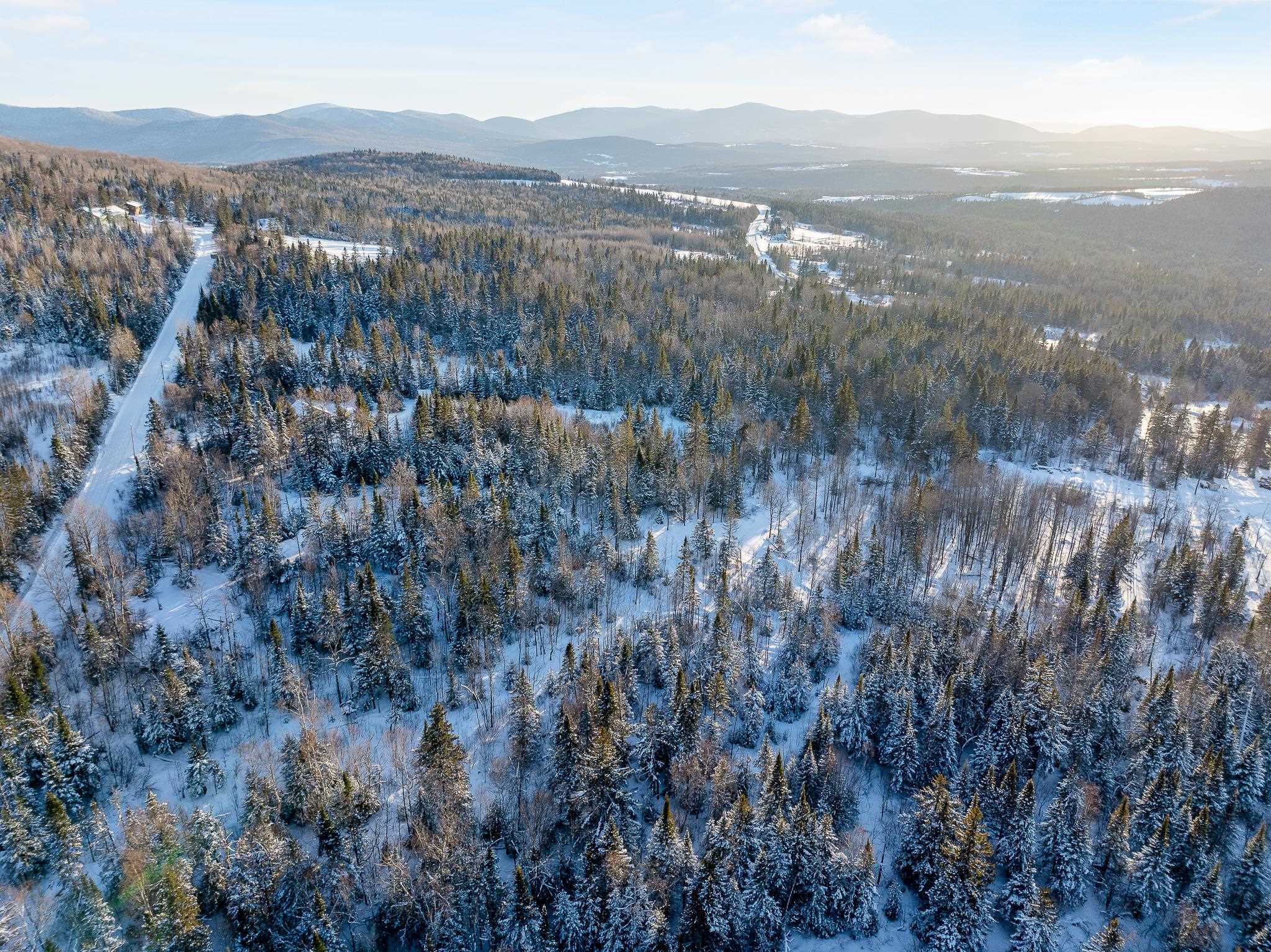 848 Diamond Pond Rd, Stewartstown, NH 03597