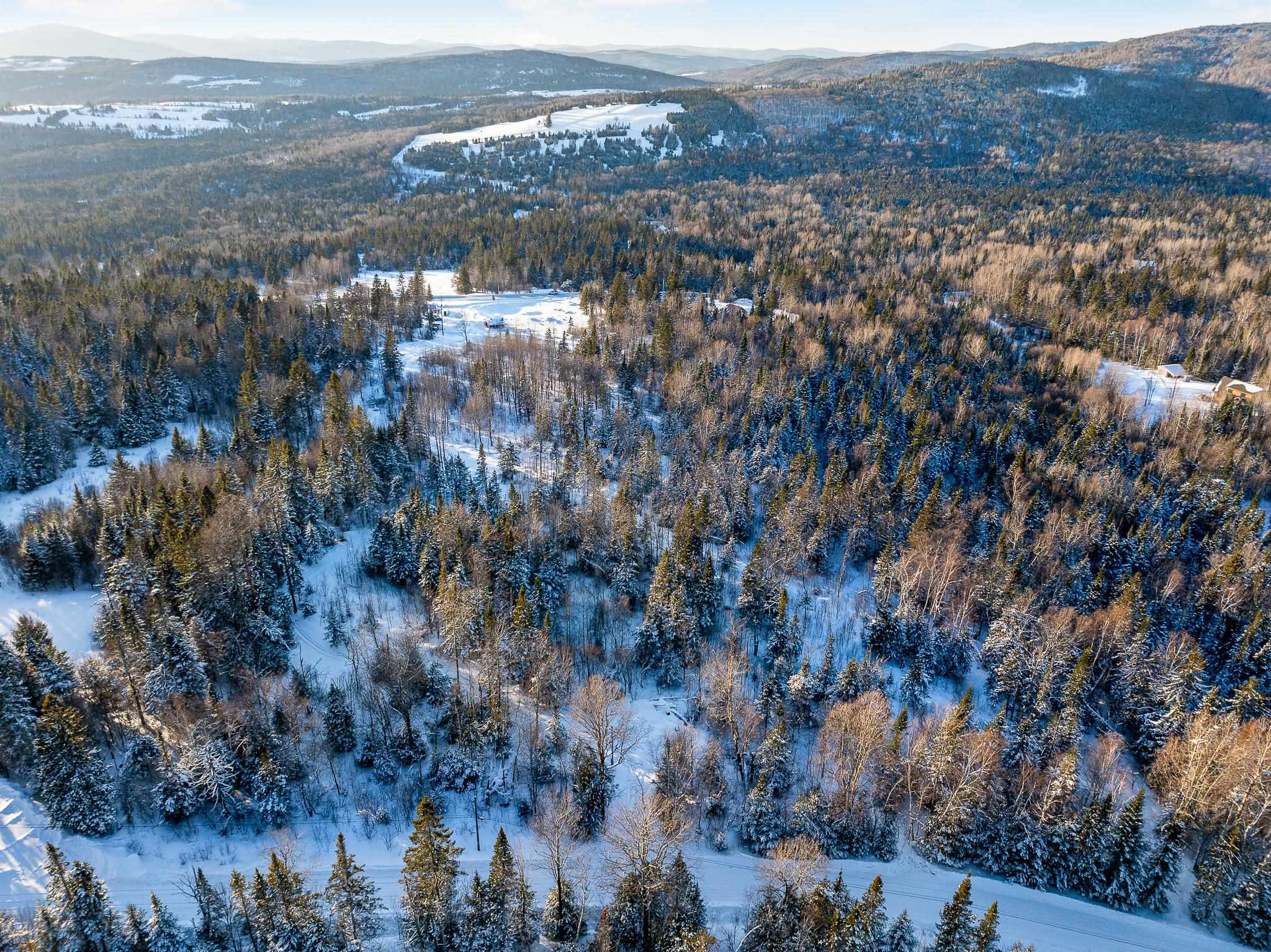 848 Diamond Pond Rd, Stewartstown, NH 03597