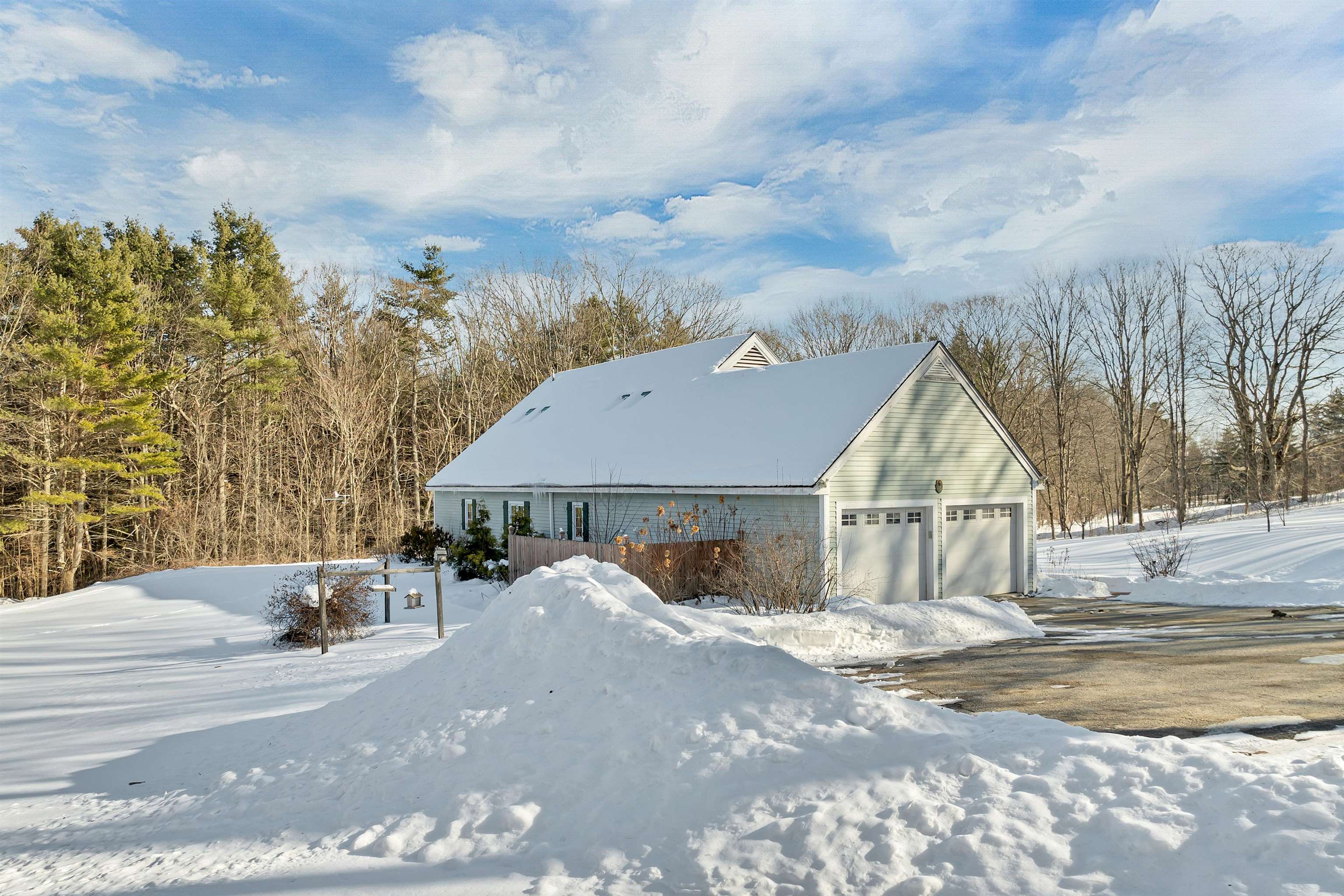 93 Perley Rd, Francestown, NH 03043