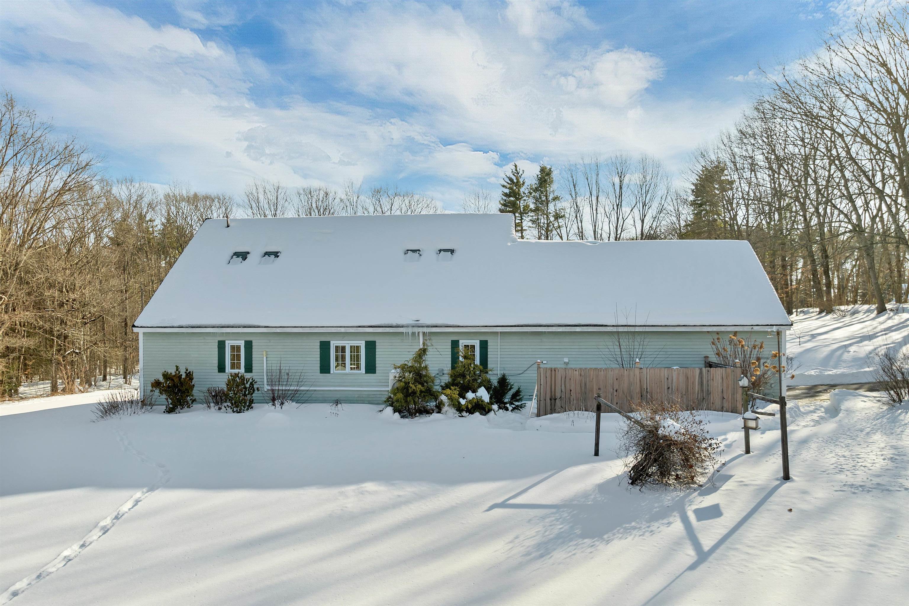 93 Perley Rd, Francestown, NH 03043