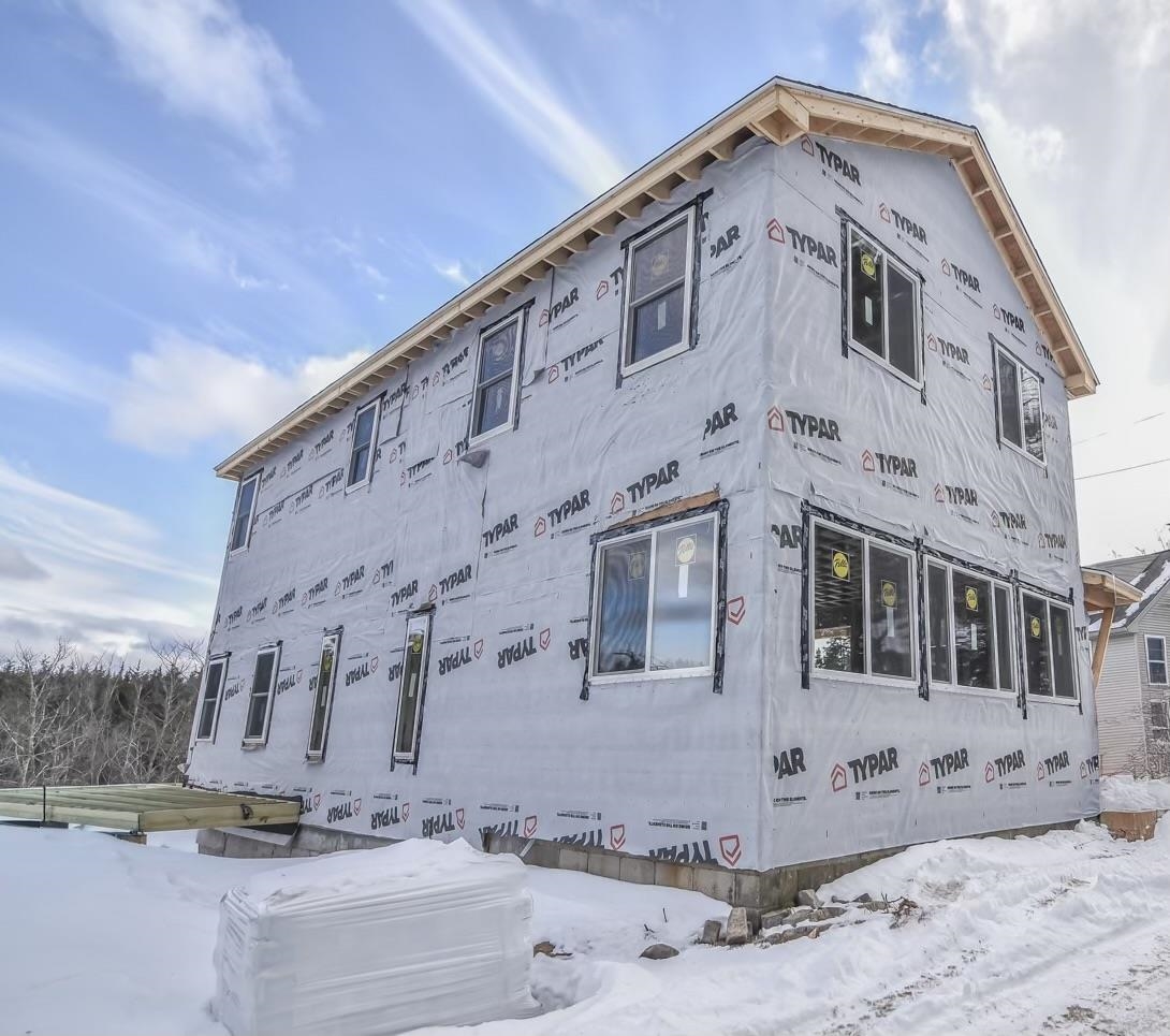 5 Ridge Rd, Newton, NH 03858