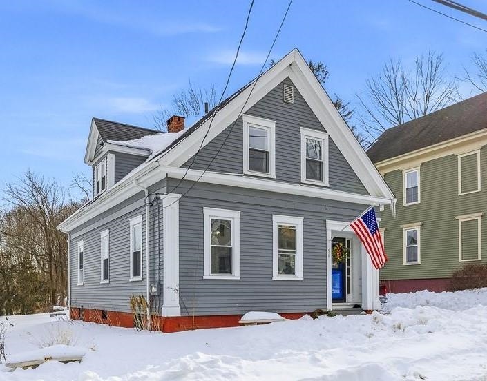 56 Atkinson St, Dover, NH 03820