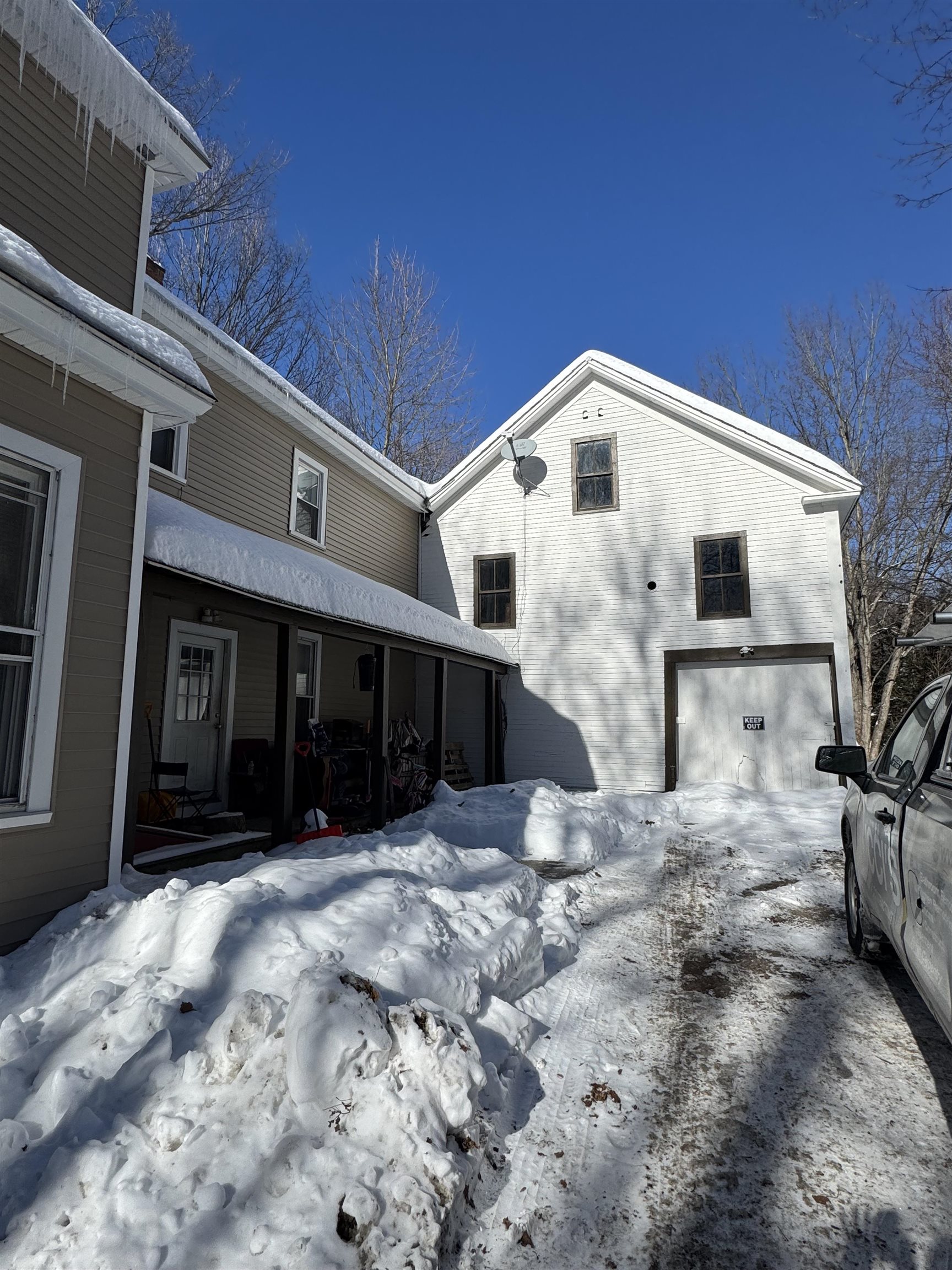 6 Maple St, Winchester, NH 03470