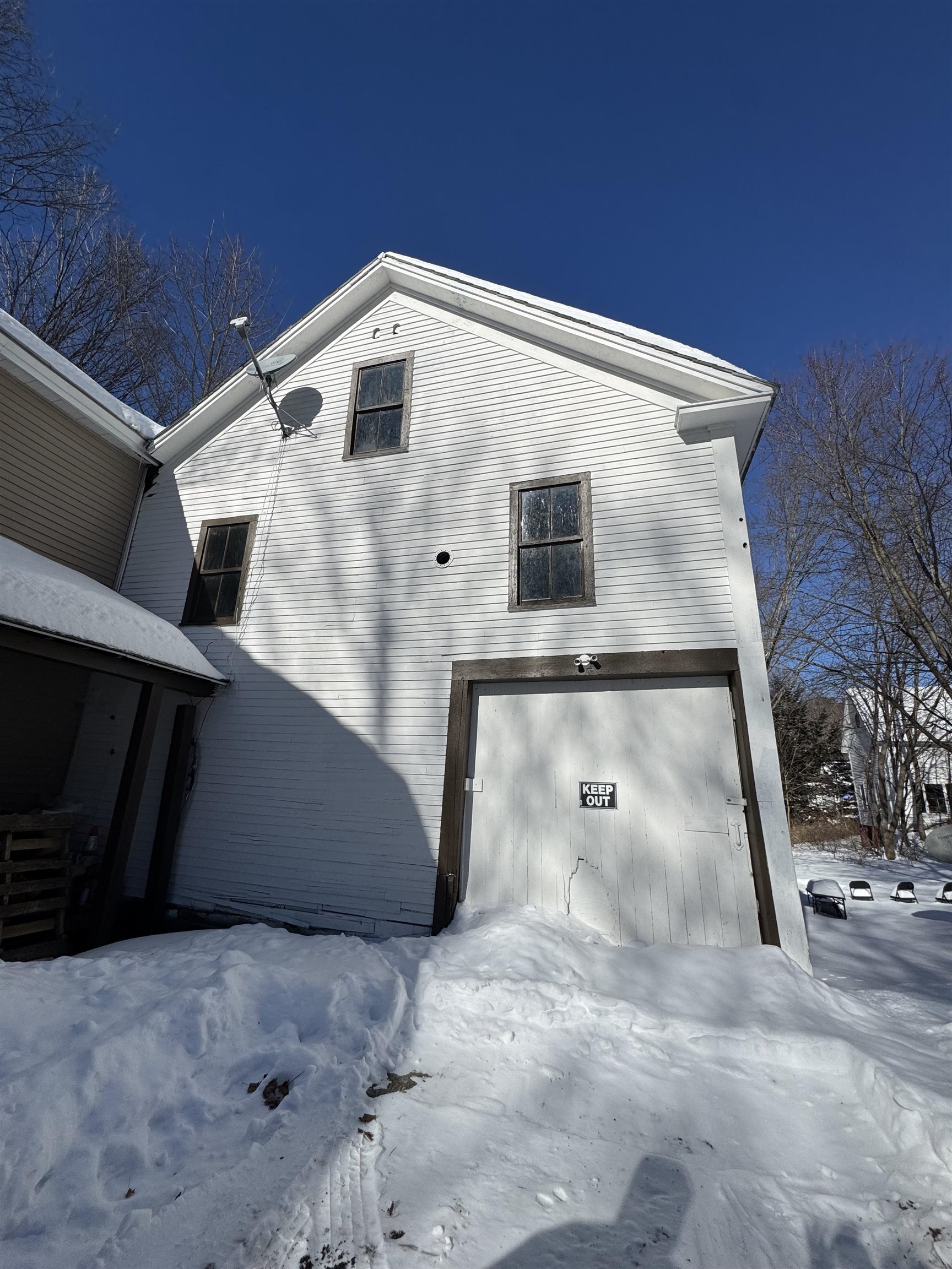6 Maple St, Winchester, NH 03470