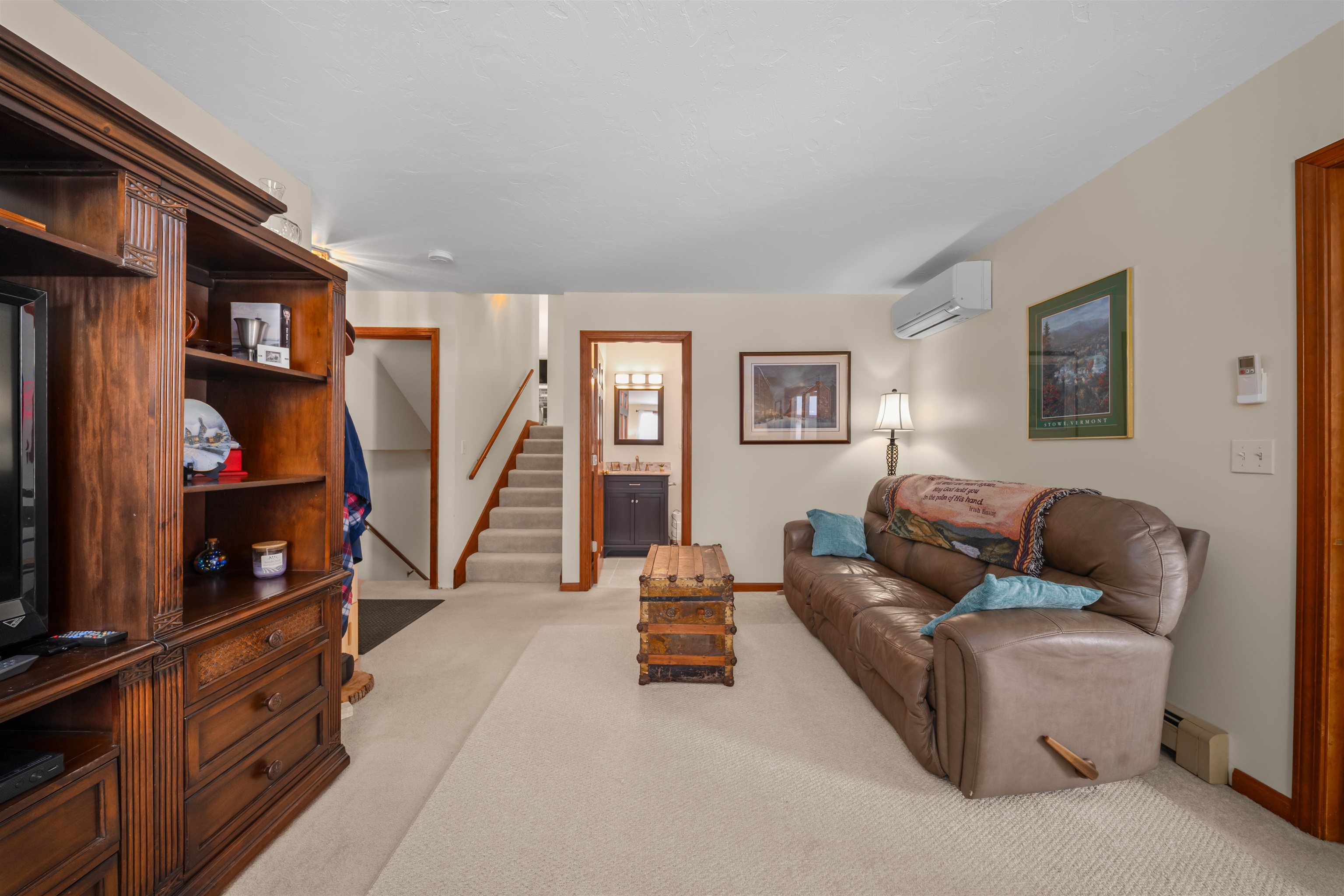 28 Village Ct, Laconia, NH 03246