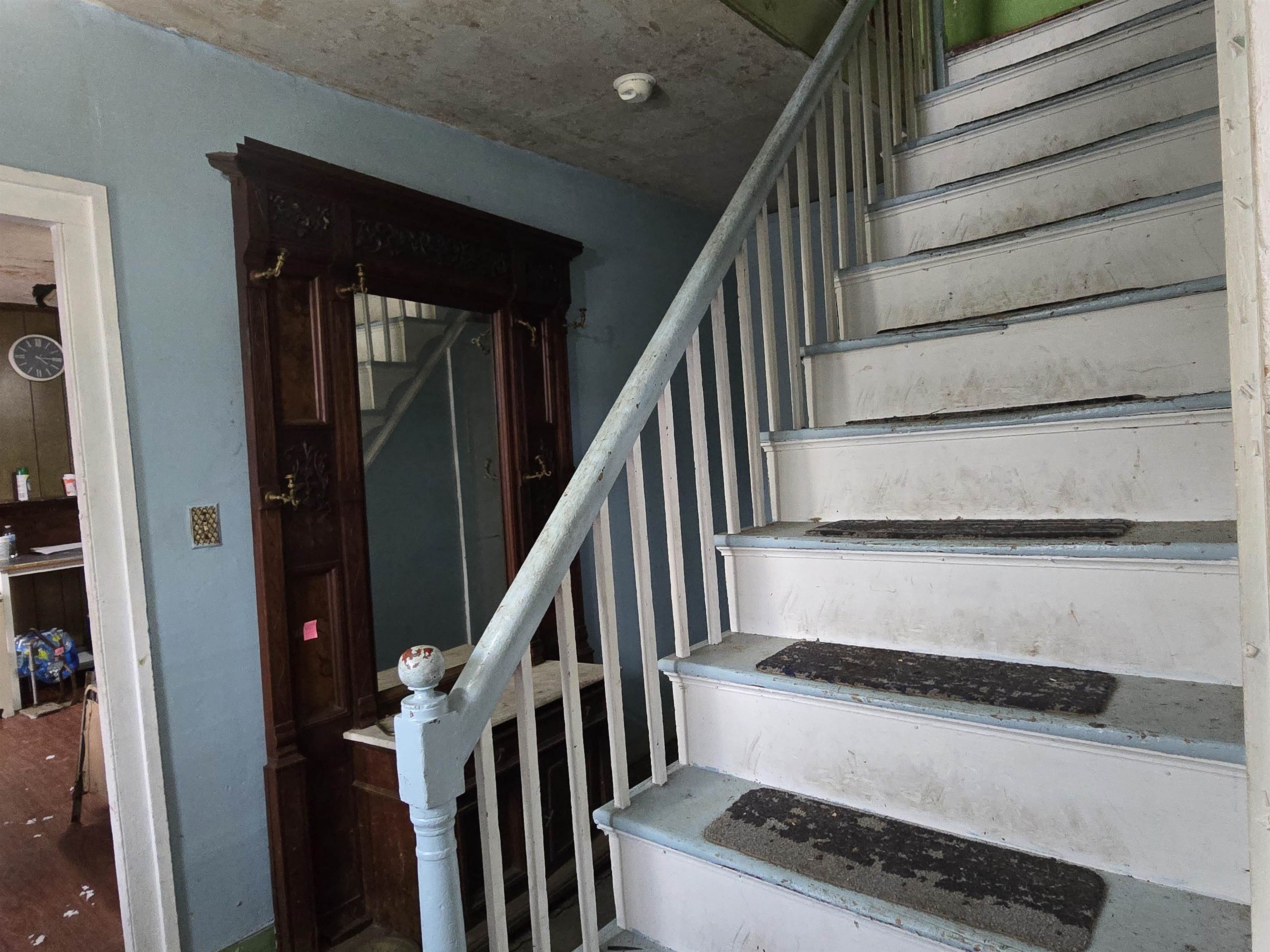 130 Sunapee St, Newport, NH 03773