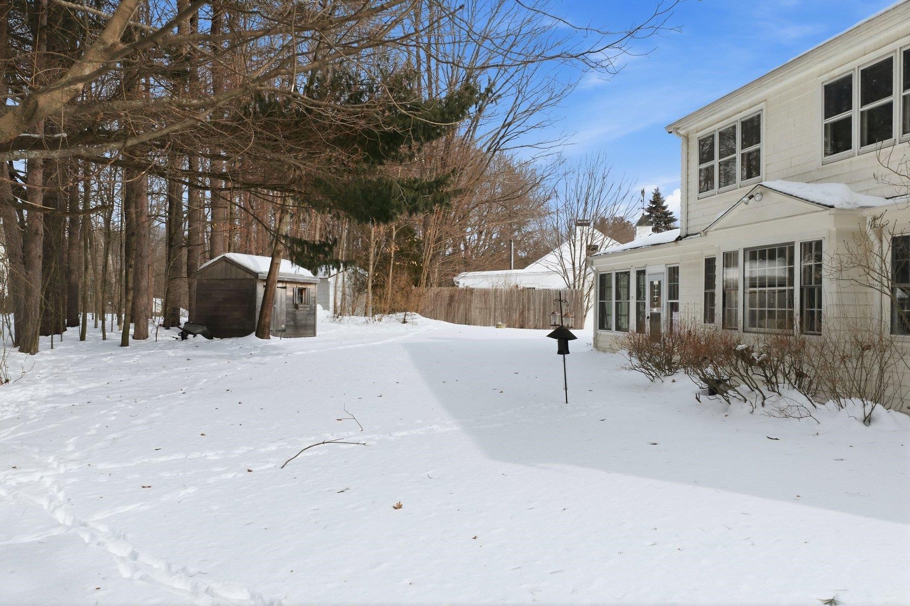 5 Bayberry Ln, Exeter, NH 03833