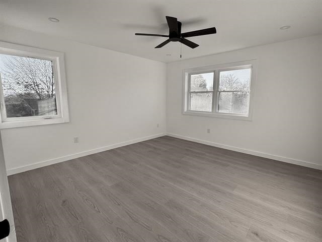 Bedroom 2 24700464