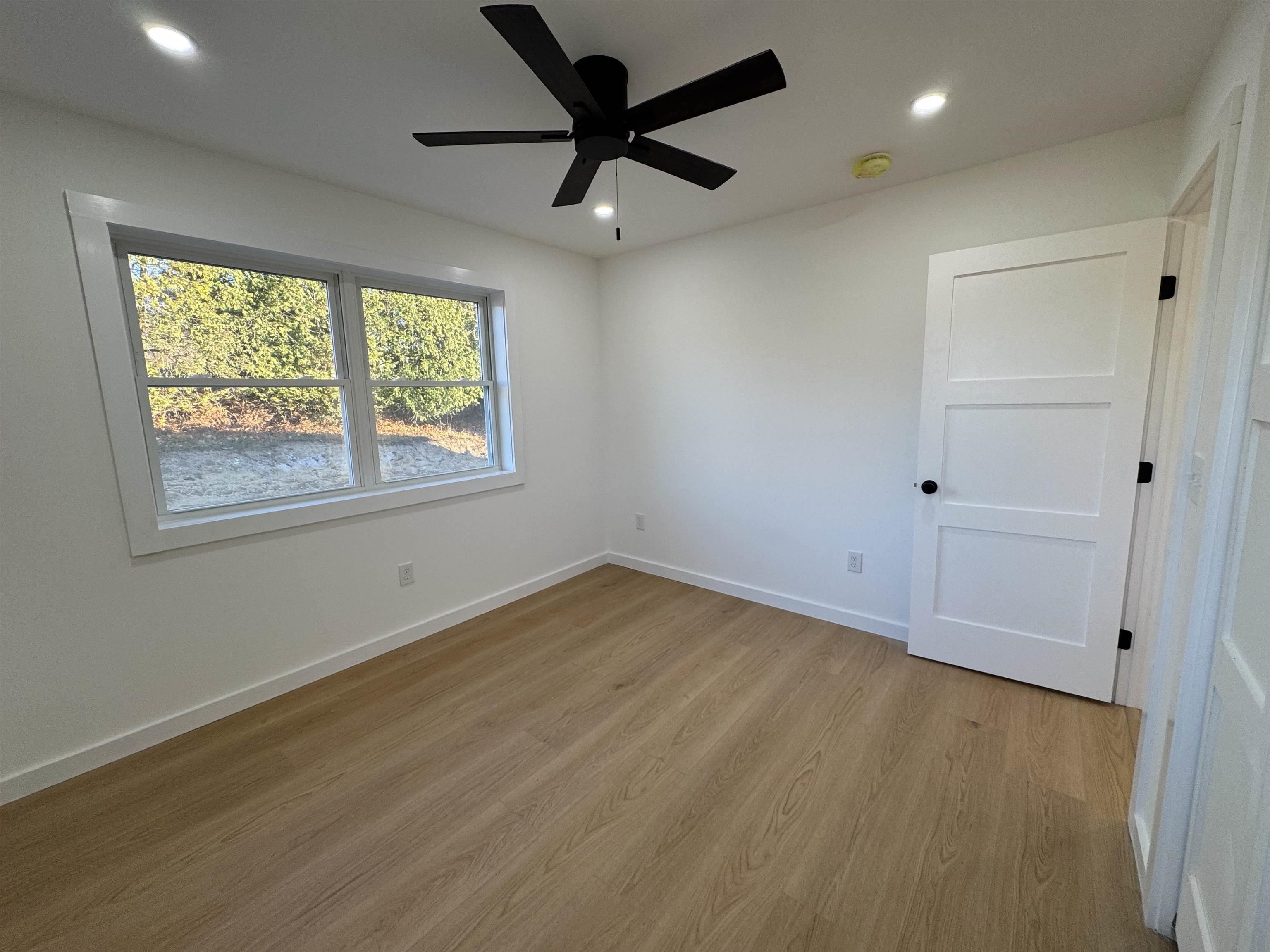 Bedroom 3 24700486