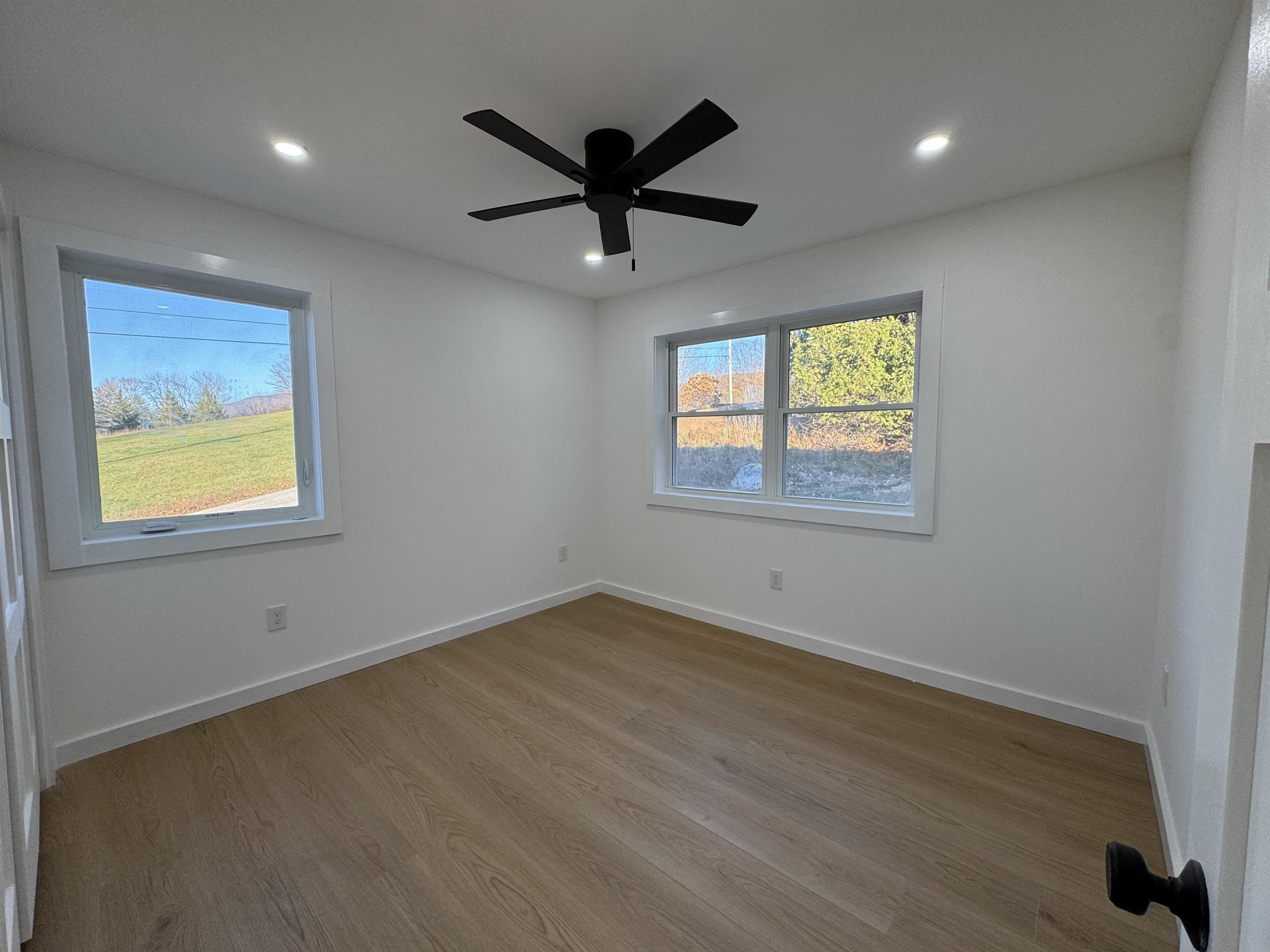 Bedroom 4 24700491