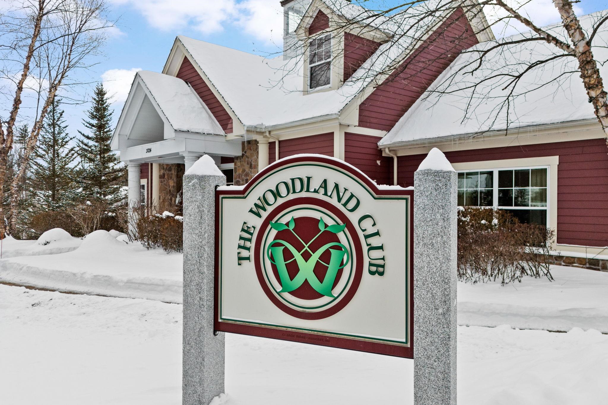 55 Forestedge Way, Manchester, NH 03102-0000