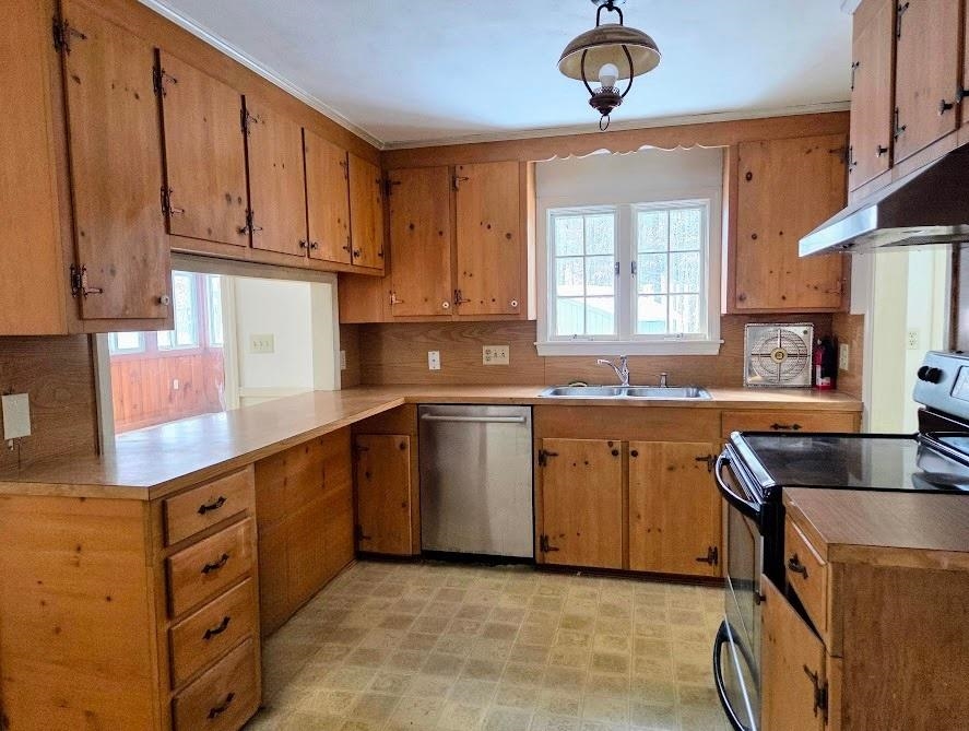 13 Birchdale Rd, Bow, NH 03304