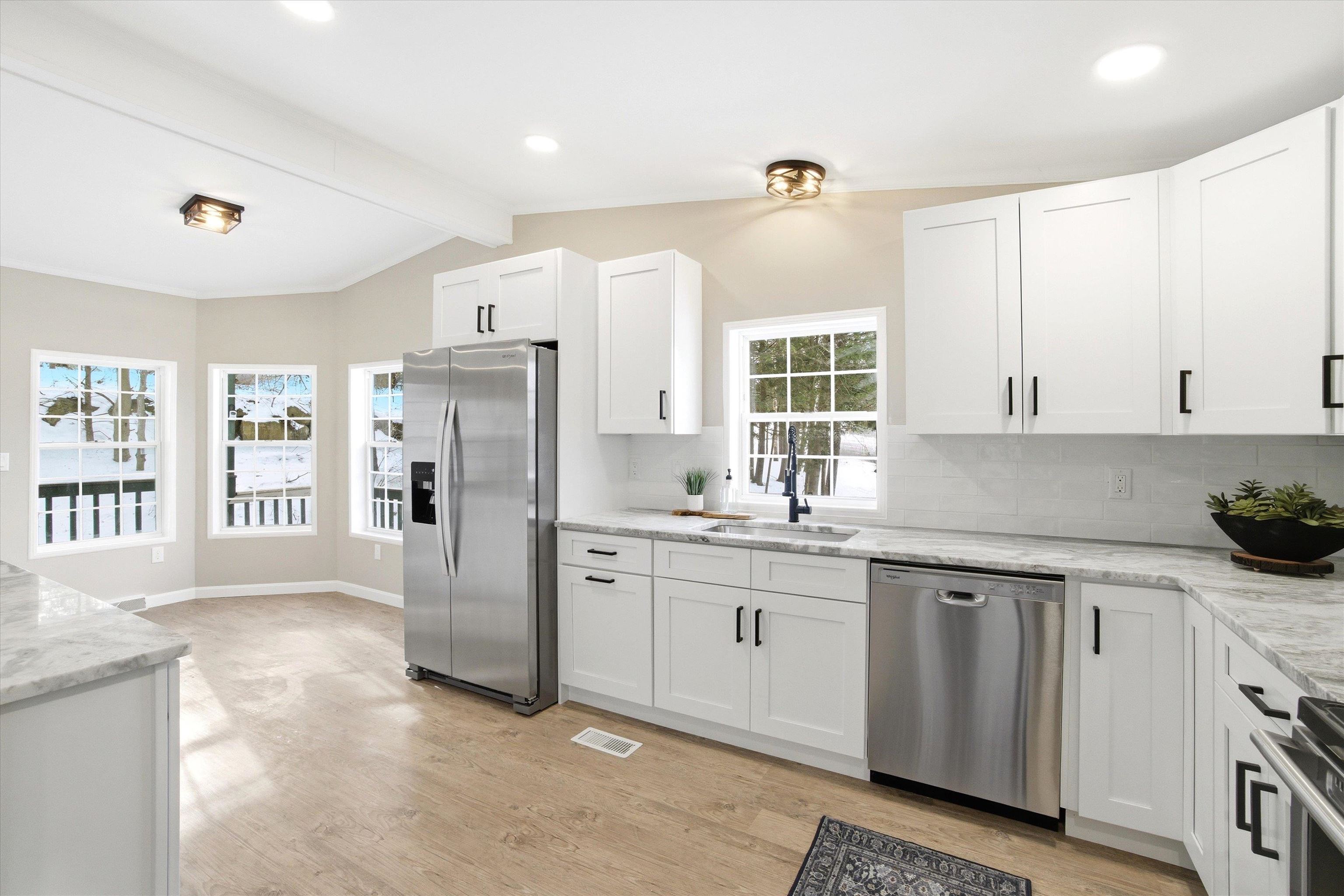 117 Logan Drive — photo 2