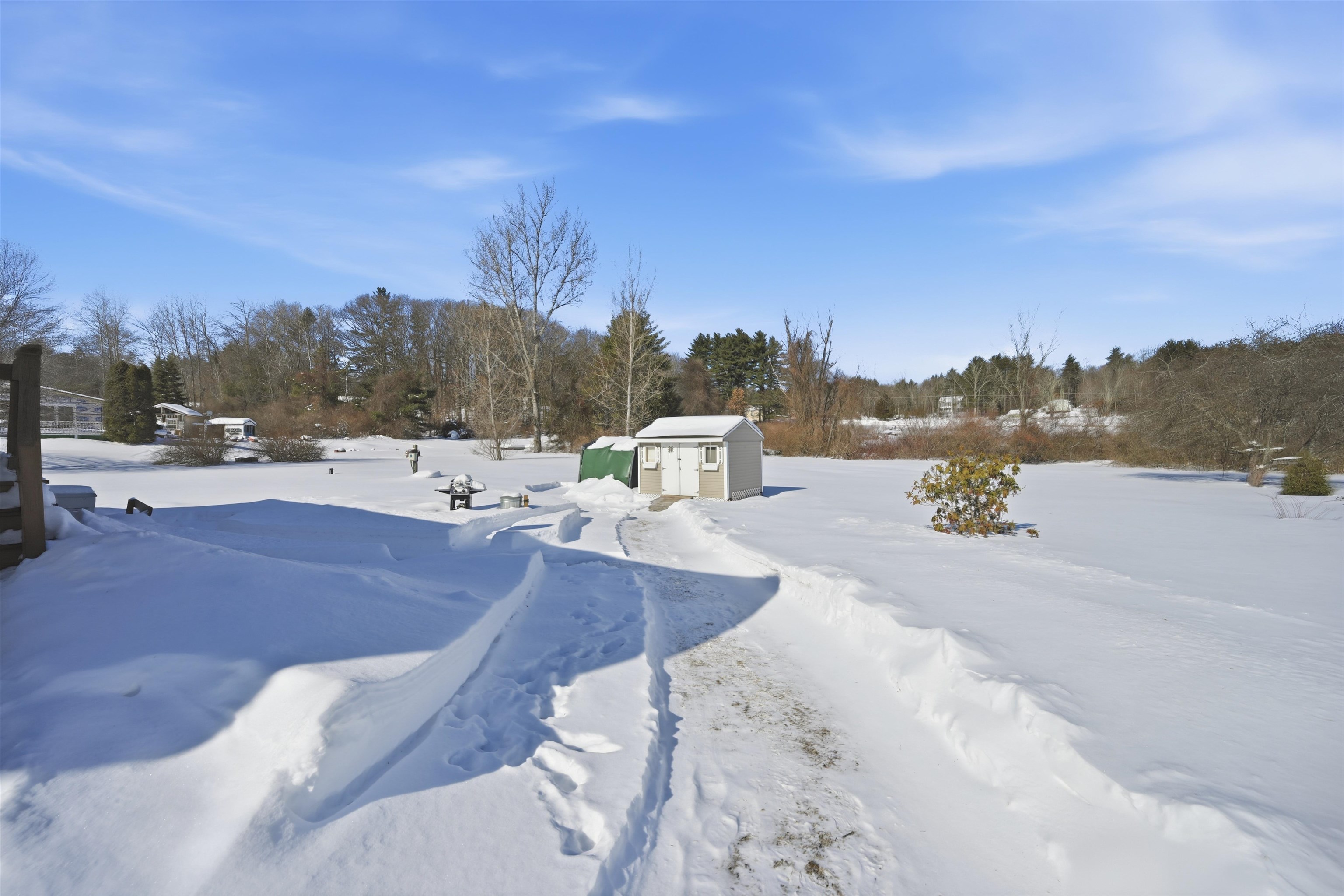 11 Darren Dr, Raymond, NH 03077