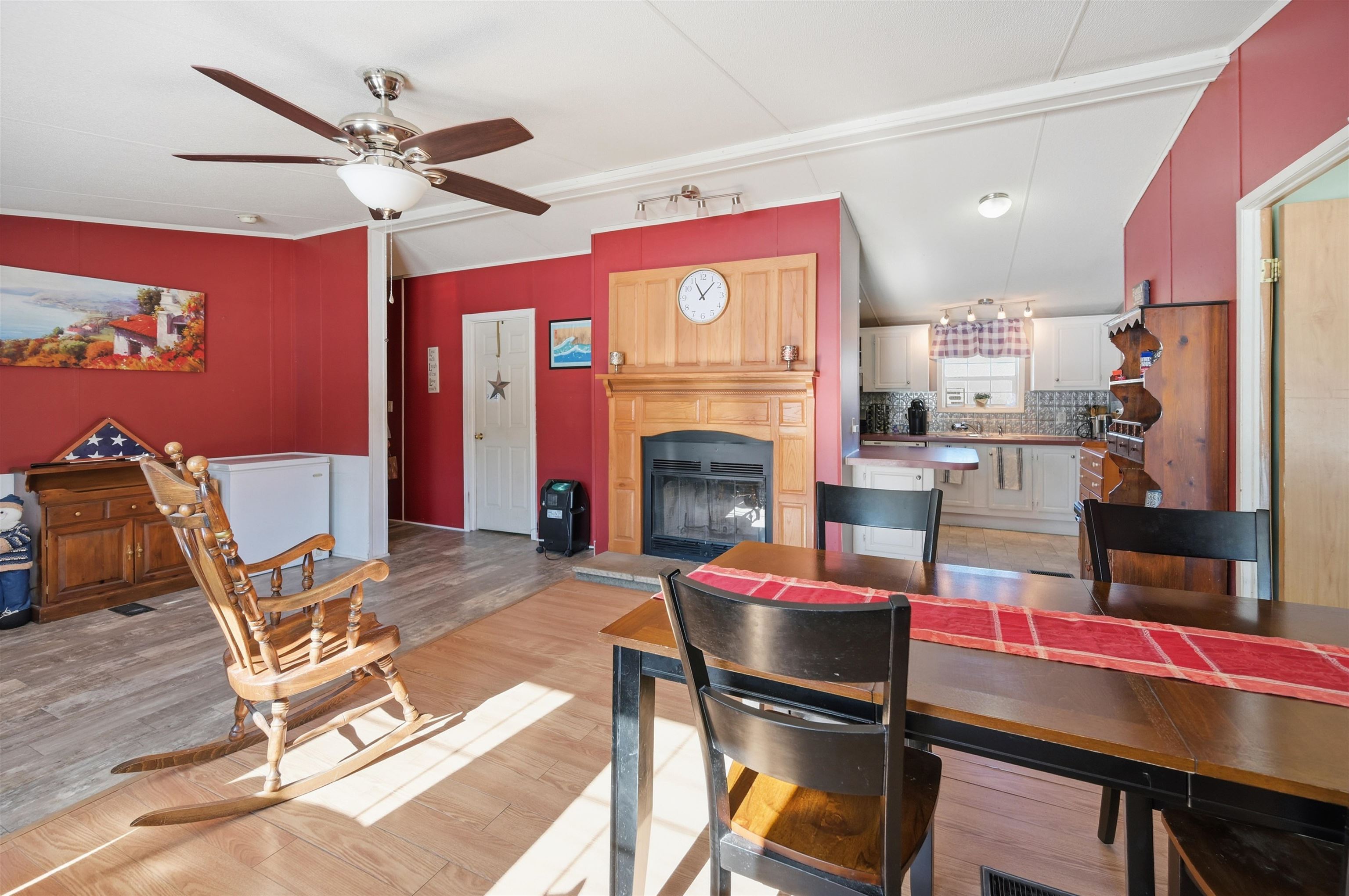 11 Darren Dr, Raymond, NH 03077