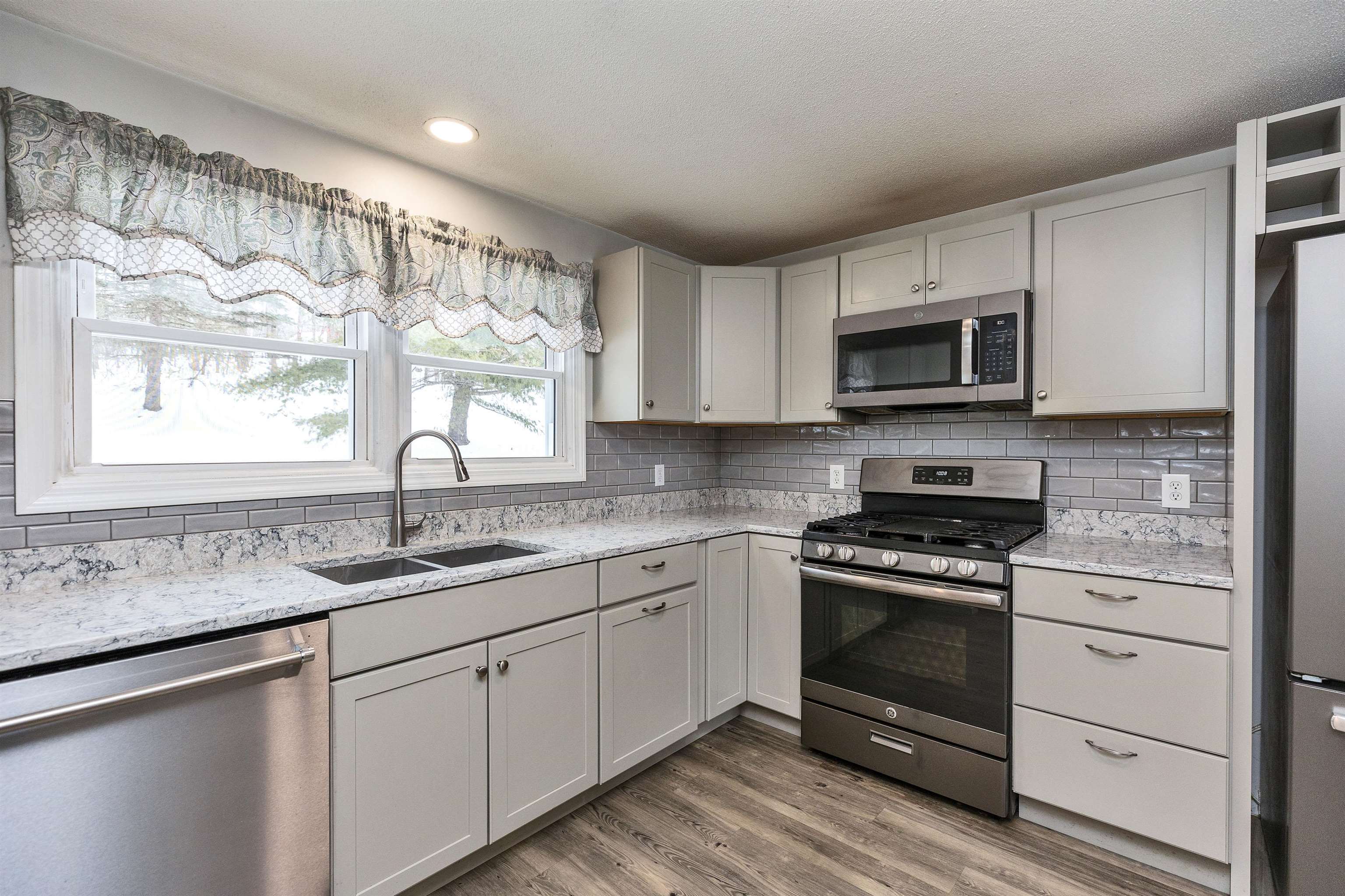 20 Gates Rd, Marlborough, NH 03455