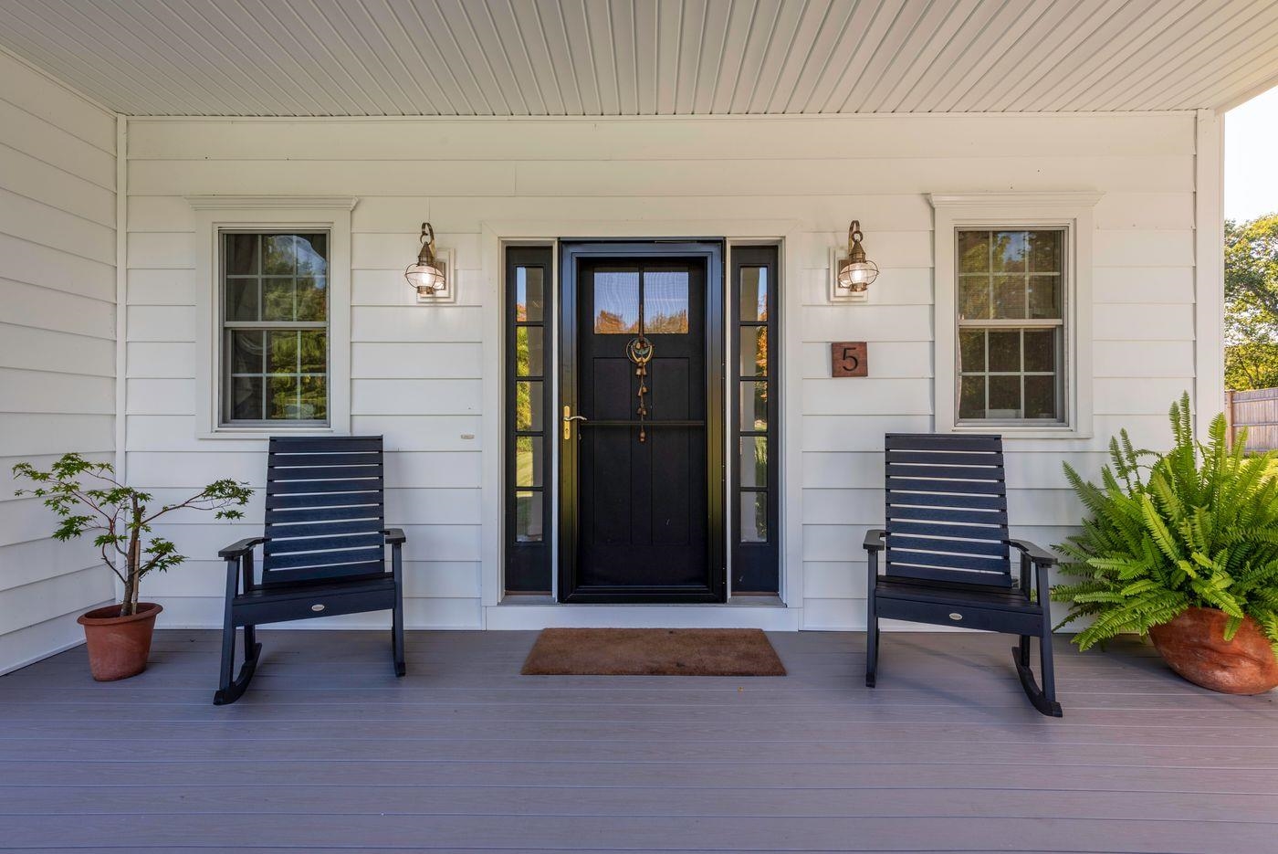 5 John West Rd, Exeter, NH 03833