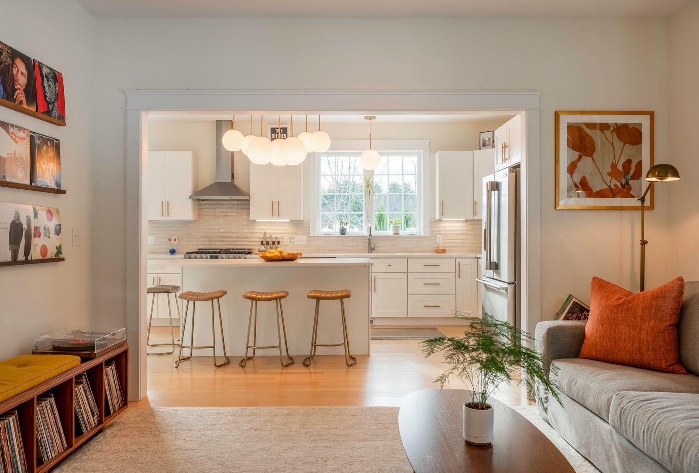 5 John West Rd, Exeter, NH 03833