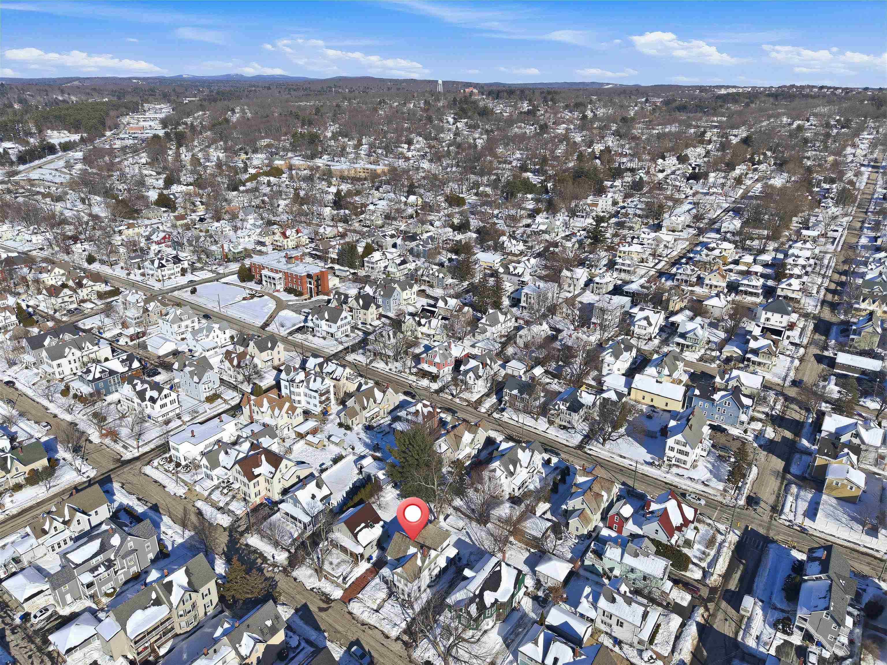 253 Walnut St, Manchester, NH 03104