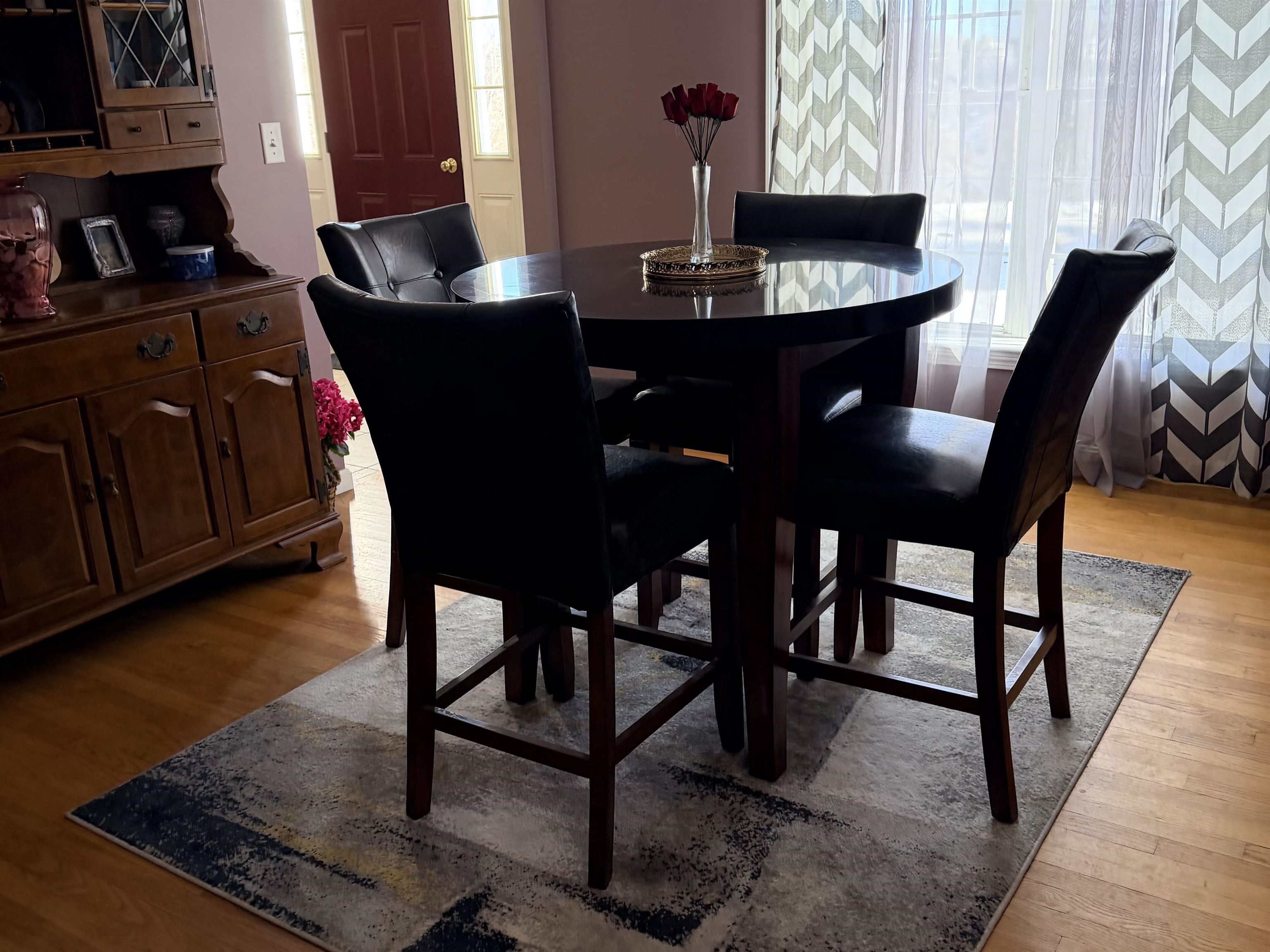 1 Olde Bridge Ln, Epping, NH 03042