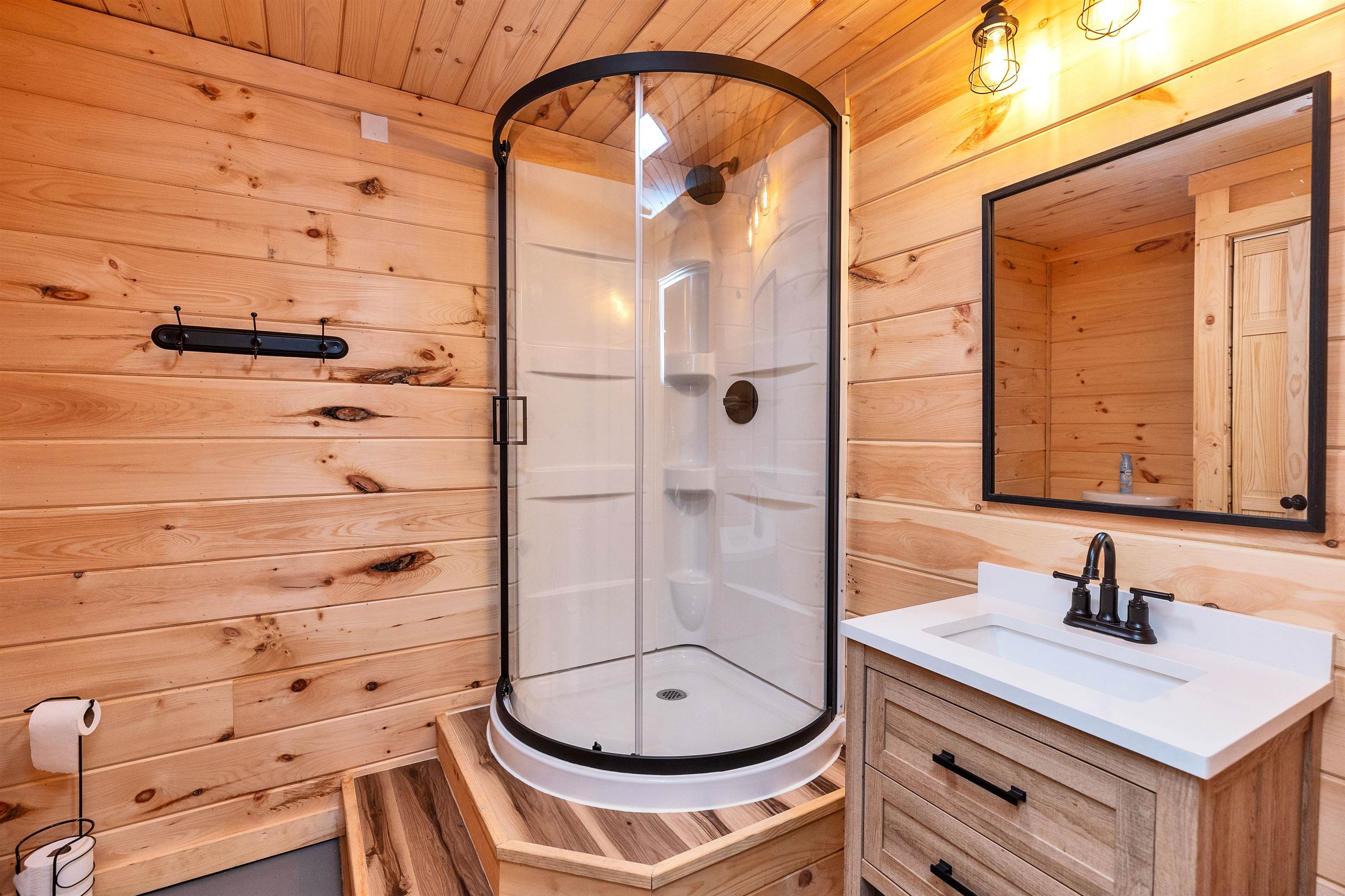 664 Tigola Trl, Stoddard, NH 03464