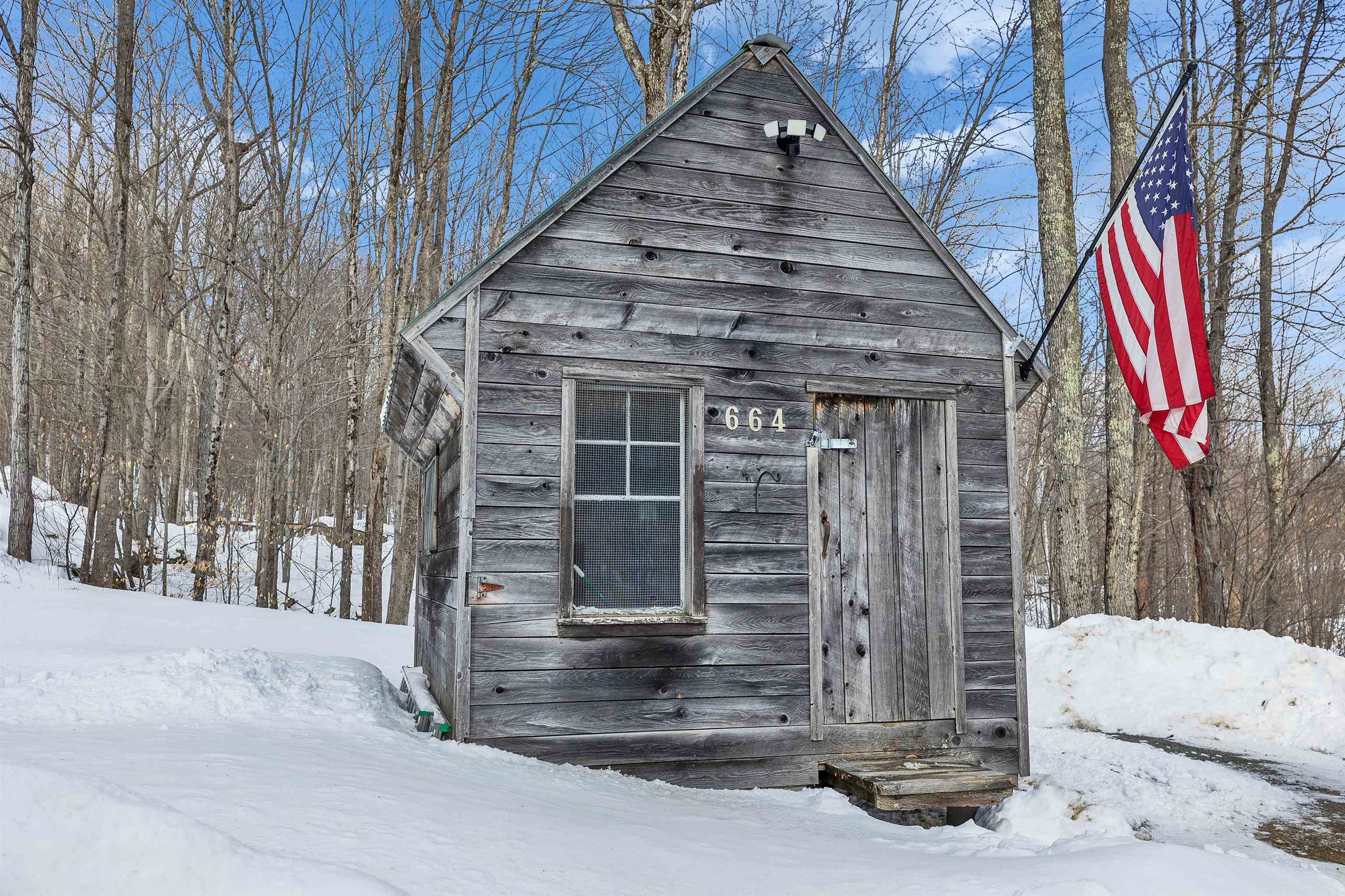 664 Tigola Trl, Stoddard, NH 03464