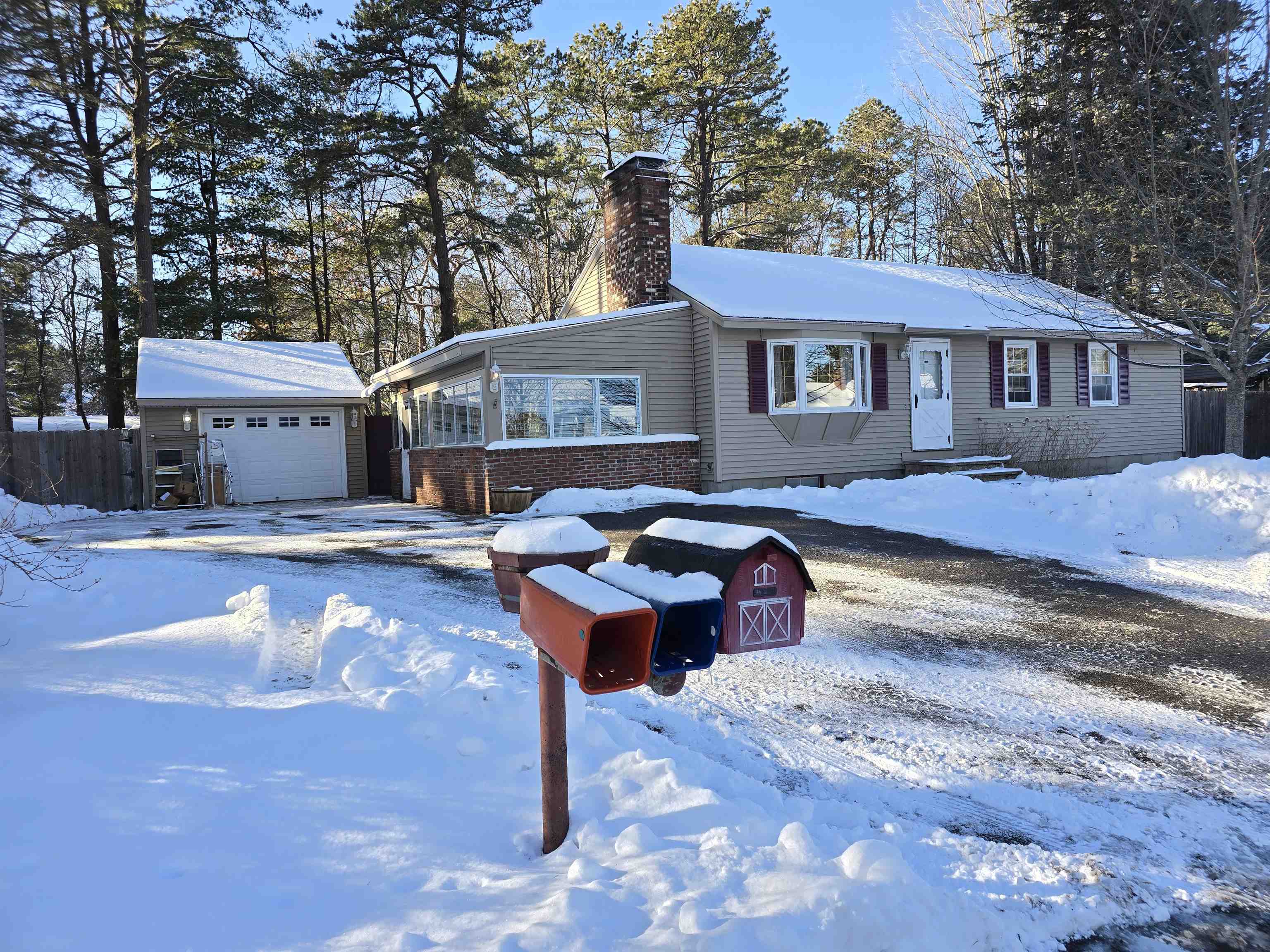 3 Cricket Ln, Concord, NH 03301