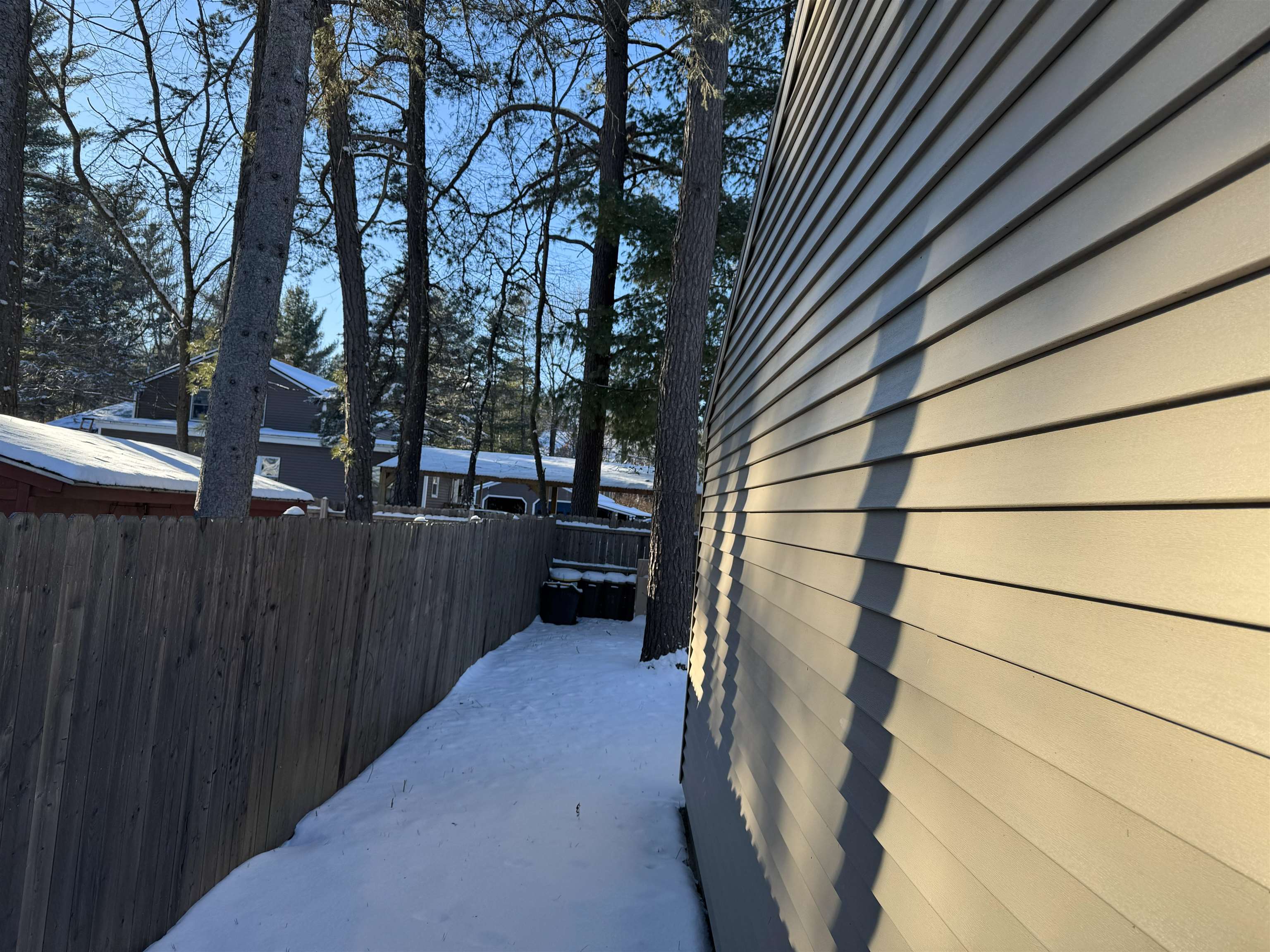 3 Cricket Ln, Concord, NH 03301