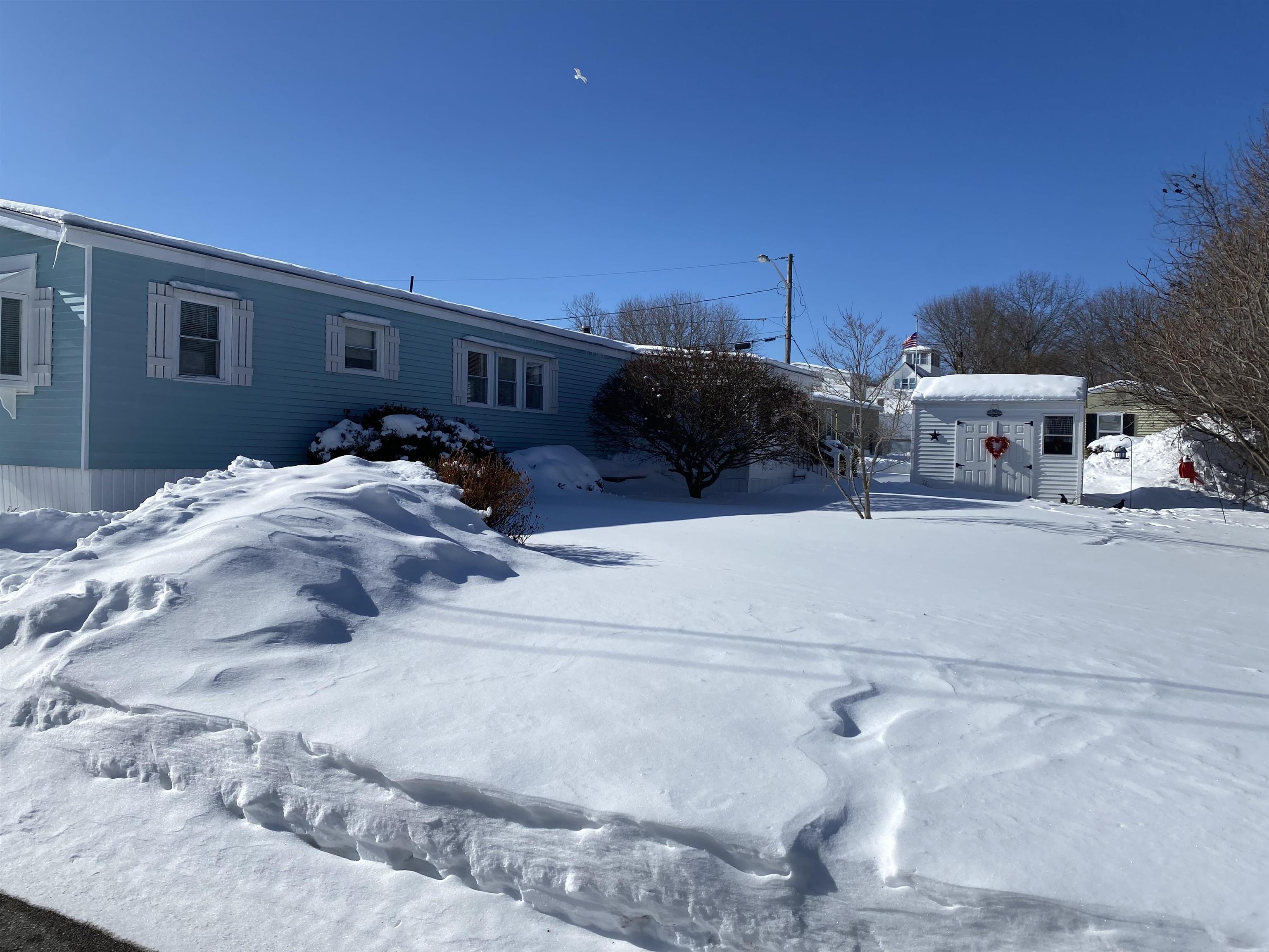 167 Staples St, Seabrook, NH 03874