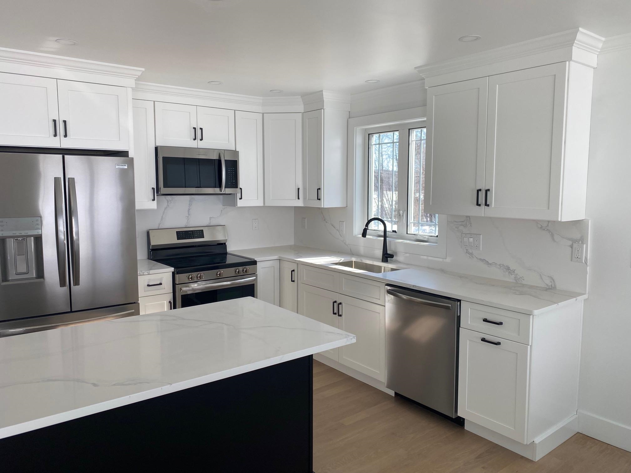 Quartz Countertops 24792460