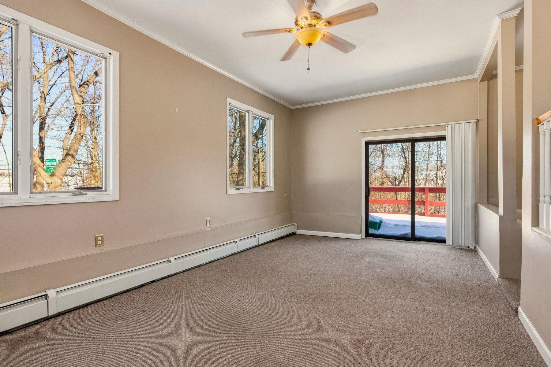 26 Coakley Rd, Portsmouth, NH 03801