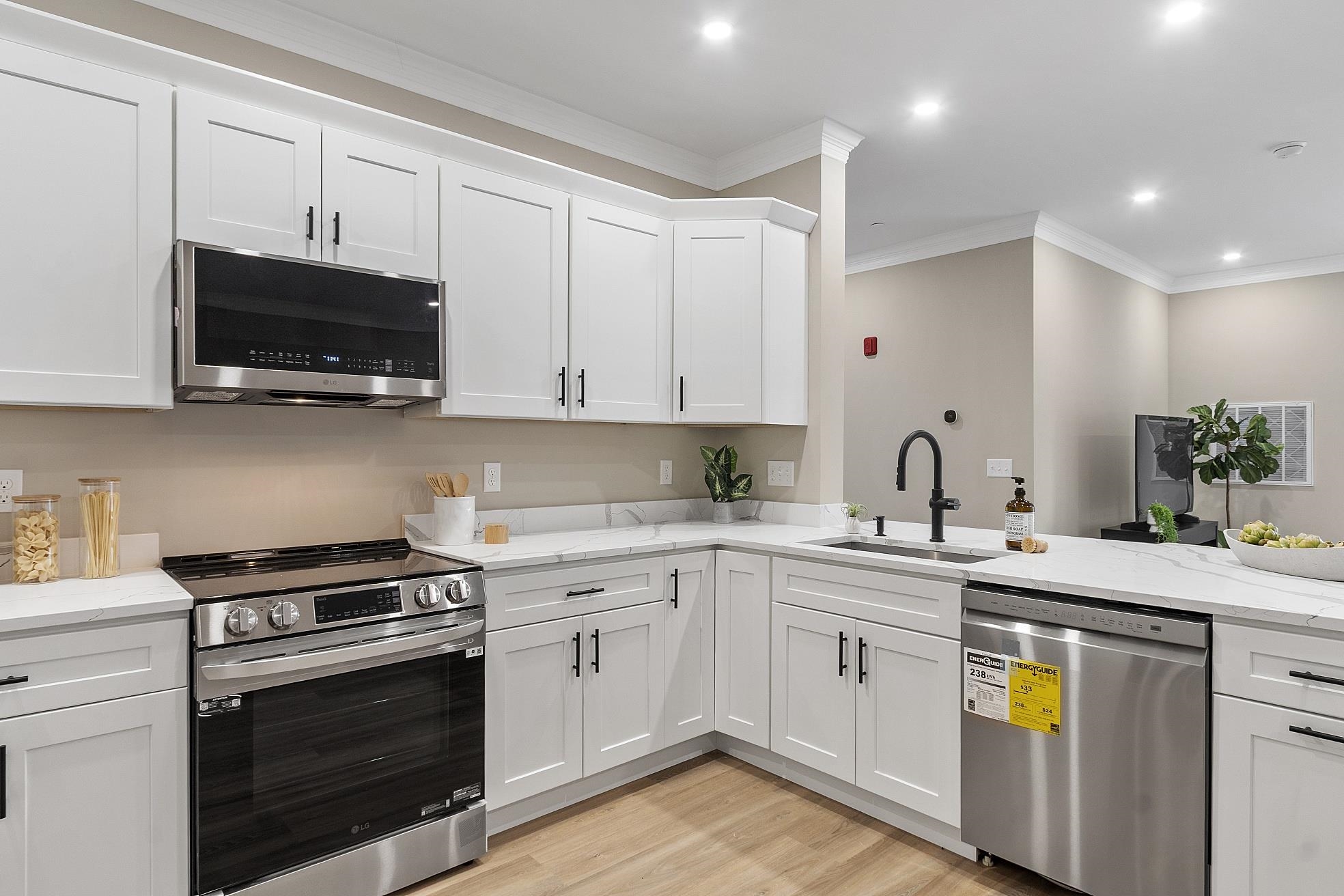 10100 S Willow St, Manchester, NH 03103